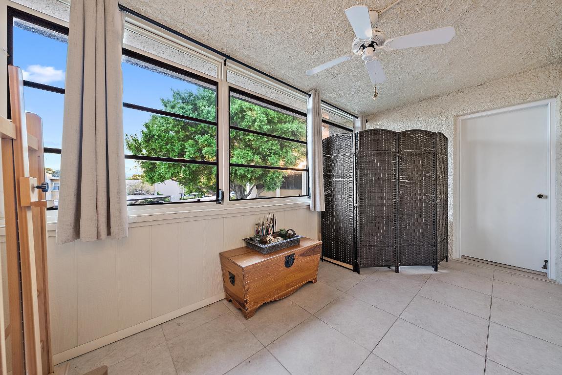 1561 NE 12th Terrace C14