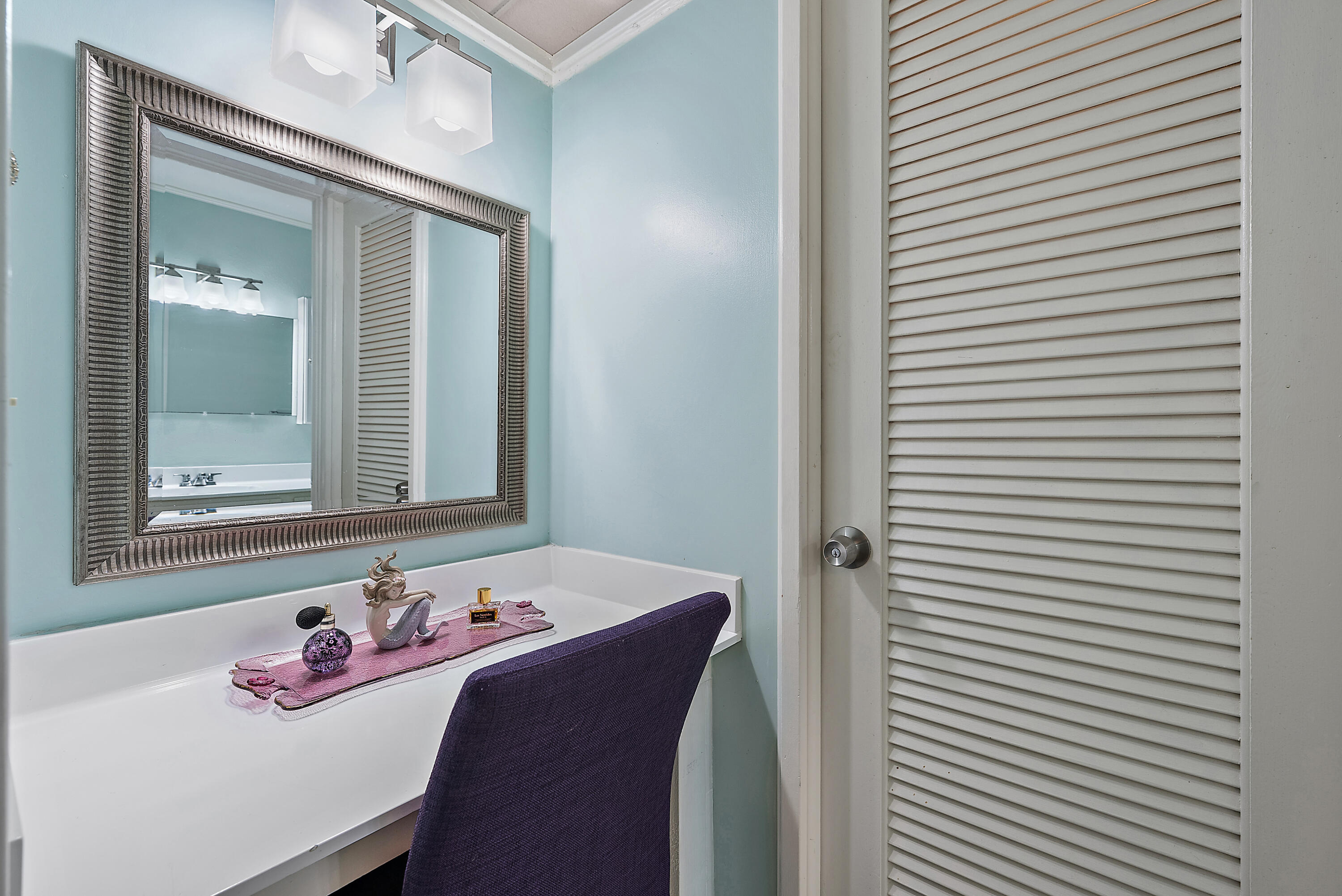 1561 NE 12th Terrace C14