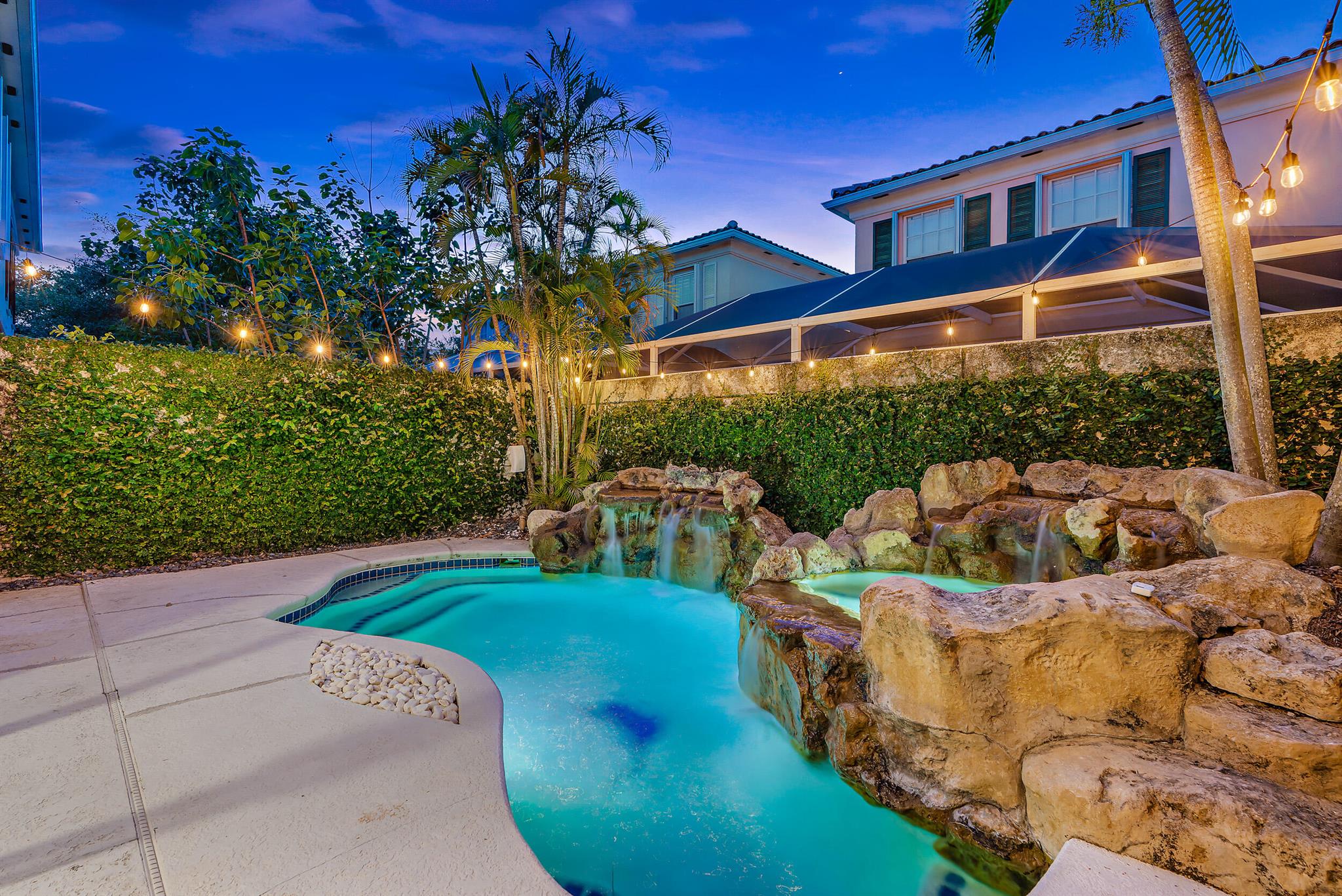 17 Oakleaf Court