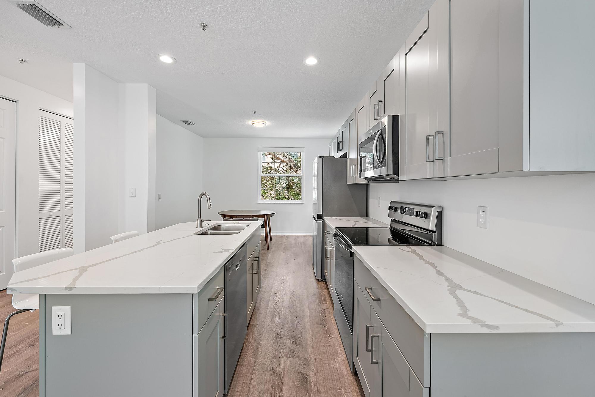 1522 Limetree Bay Avenue