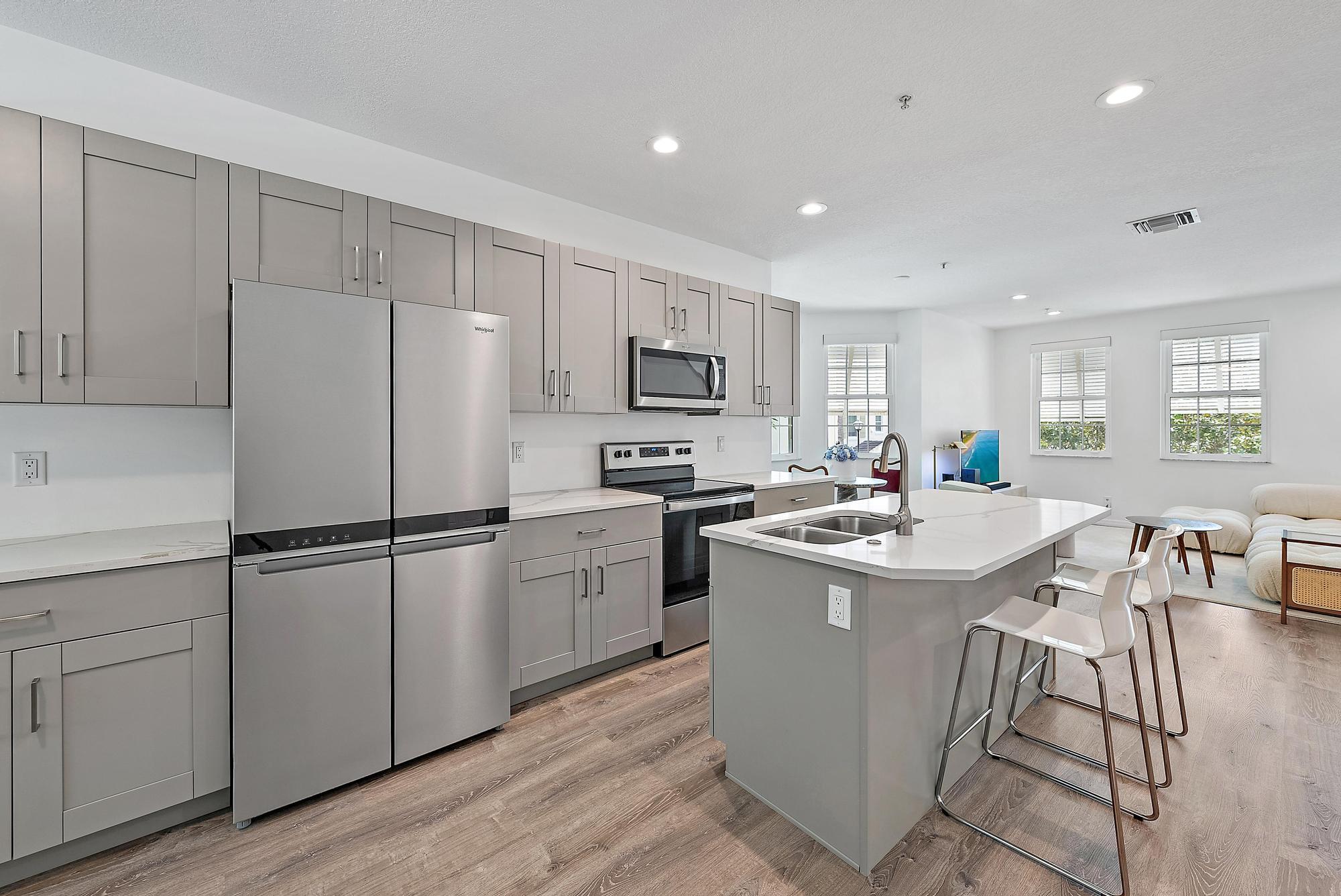 1522 Limetree Bay Avenue