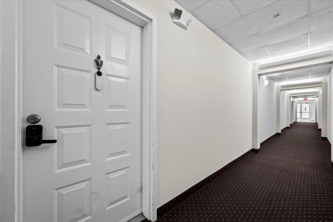 1200 Town Center Drive 207