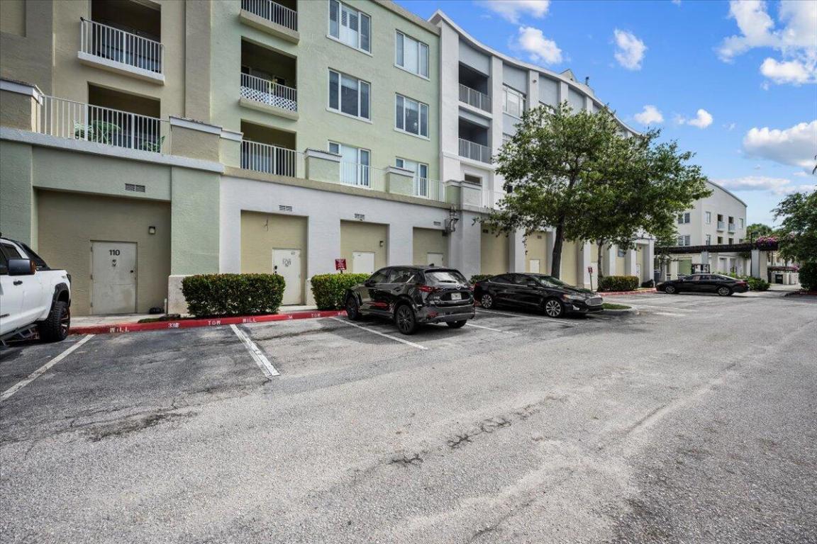 1200 Town Center Drive 207