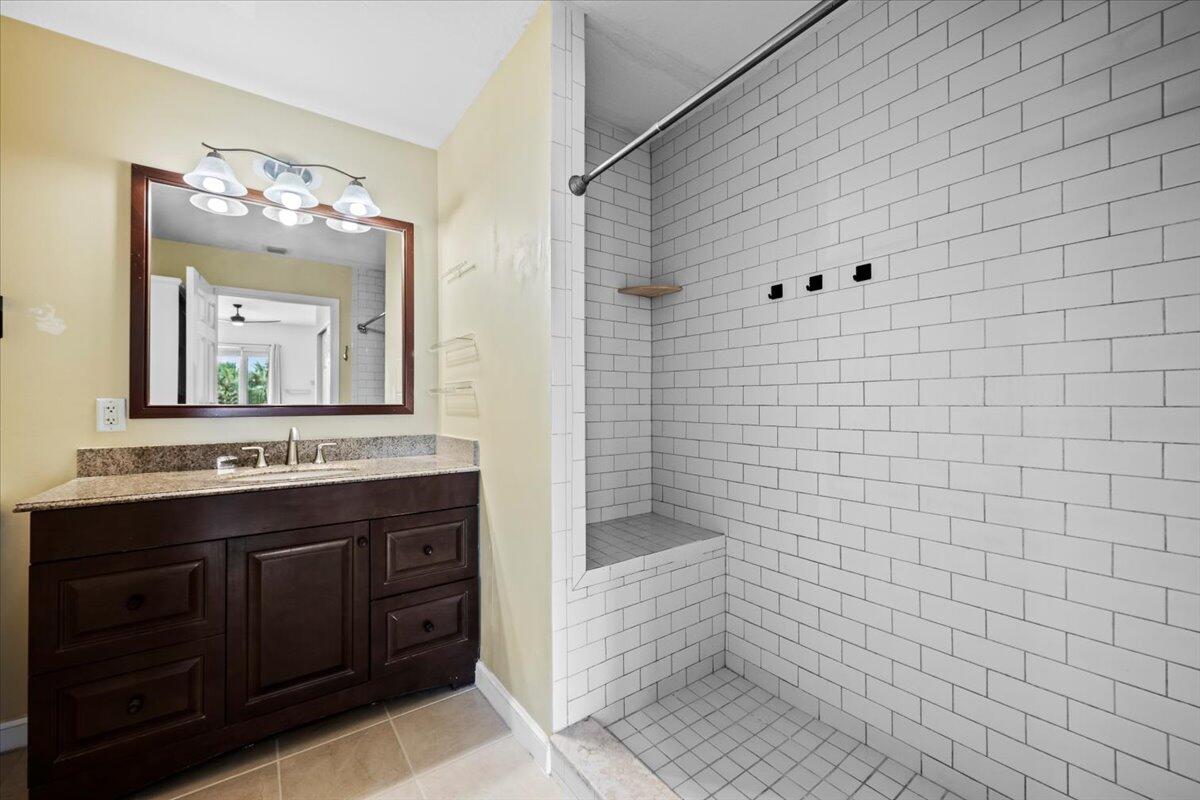 1200 Town Center Drive 207