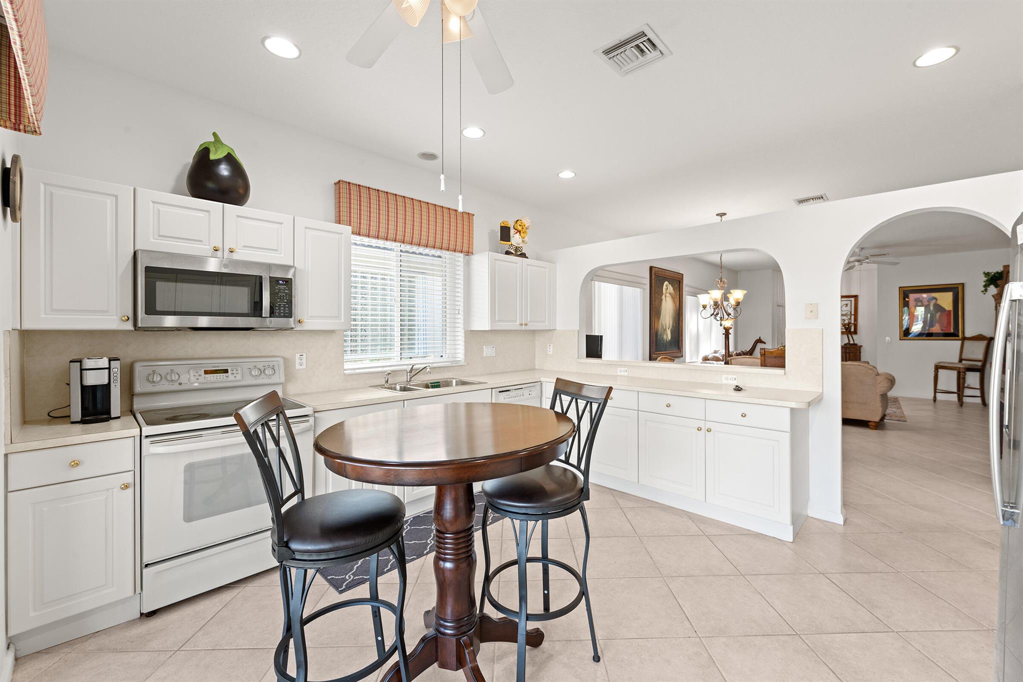 8089 Brindisi Lane