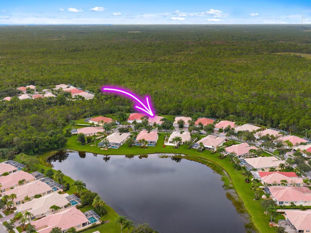 9284 SE Hawks Nest Court