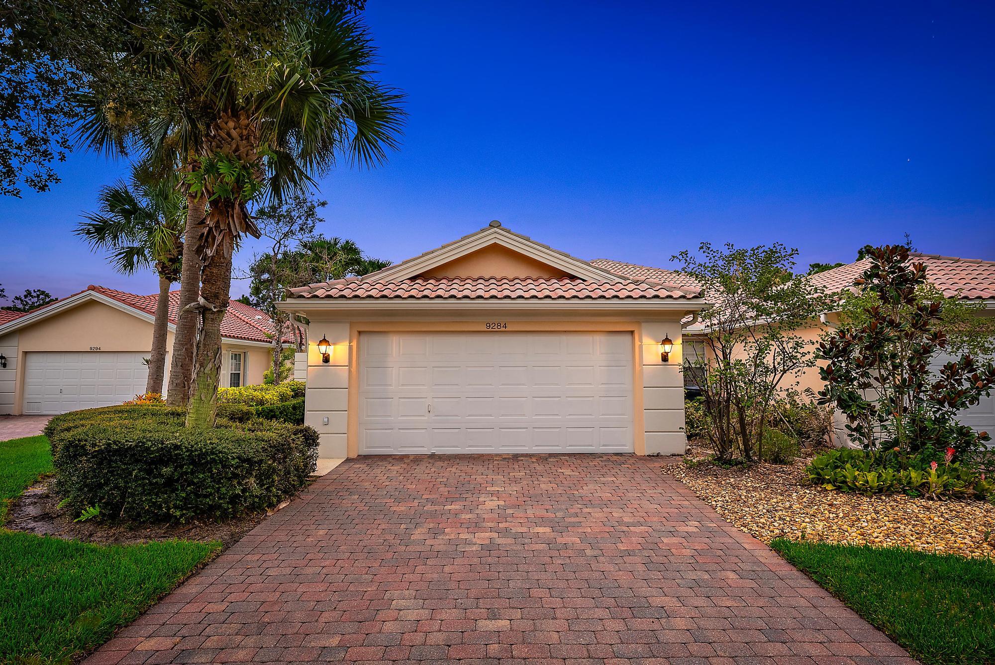 9284 SE Hawks Nest Court