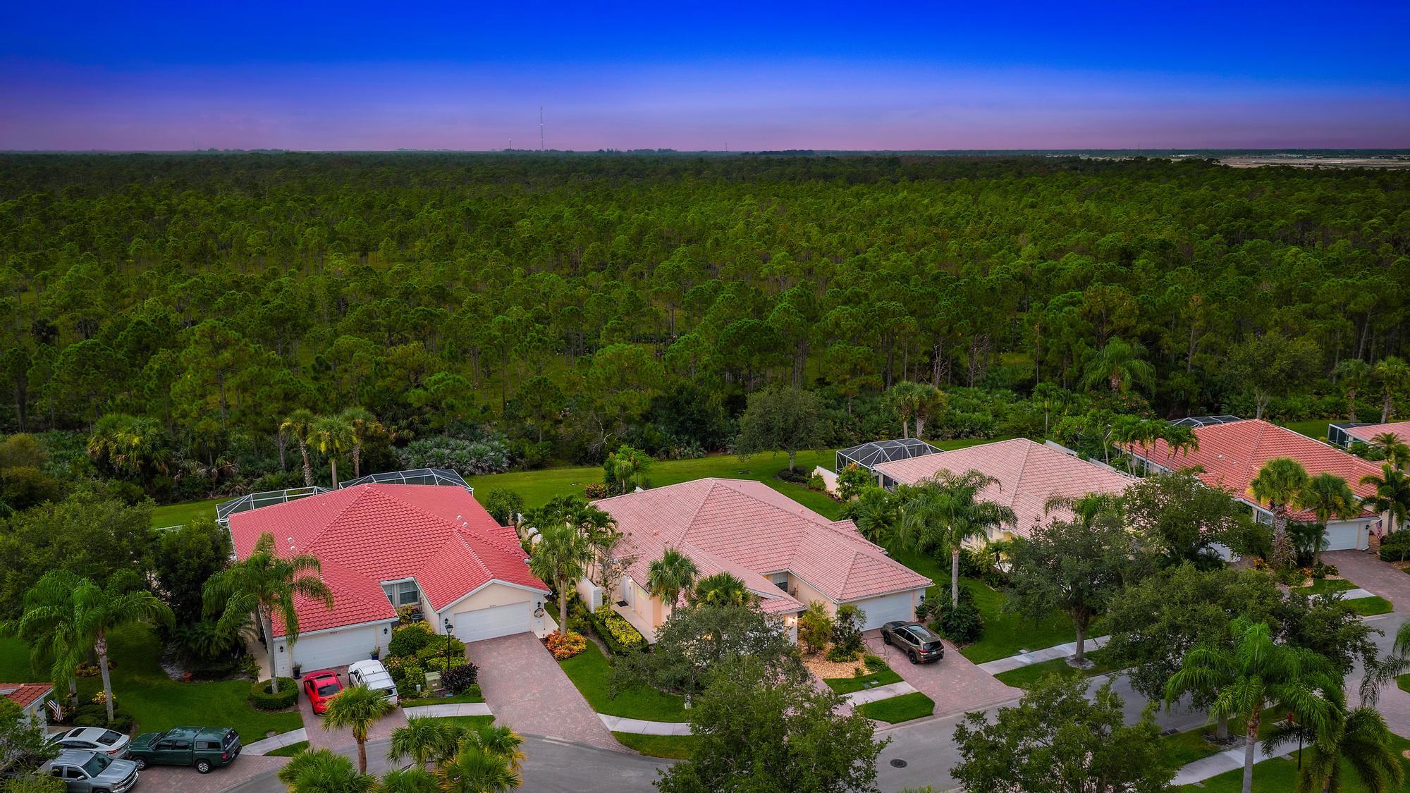 9284 SE Hawks Nest Court