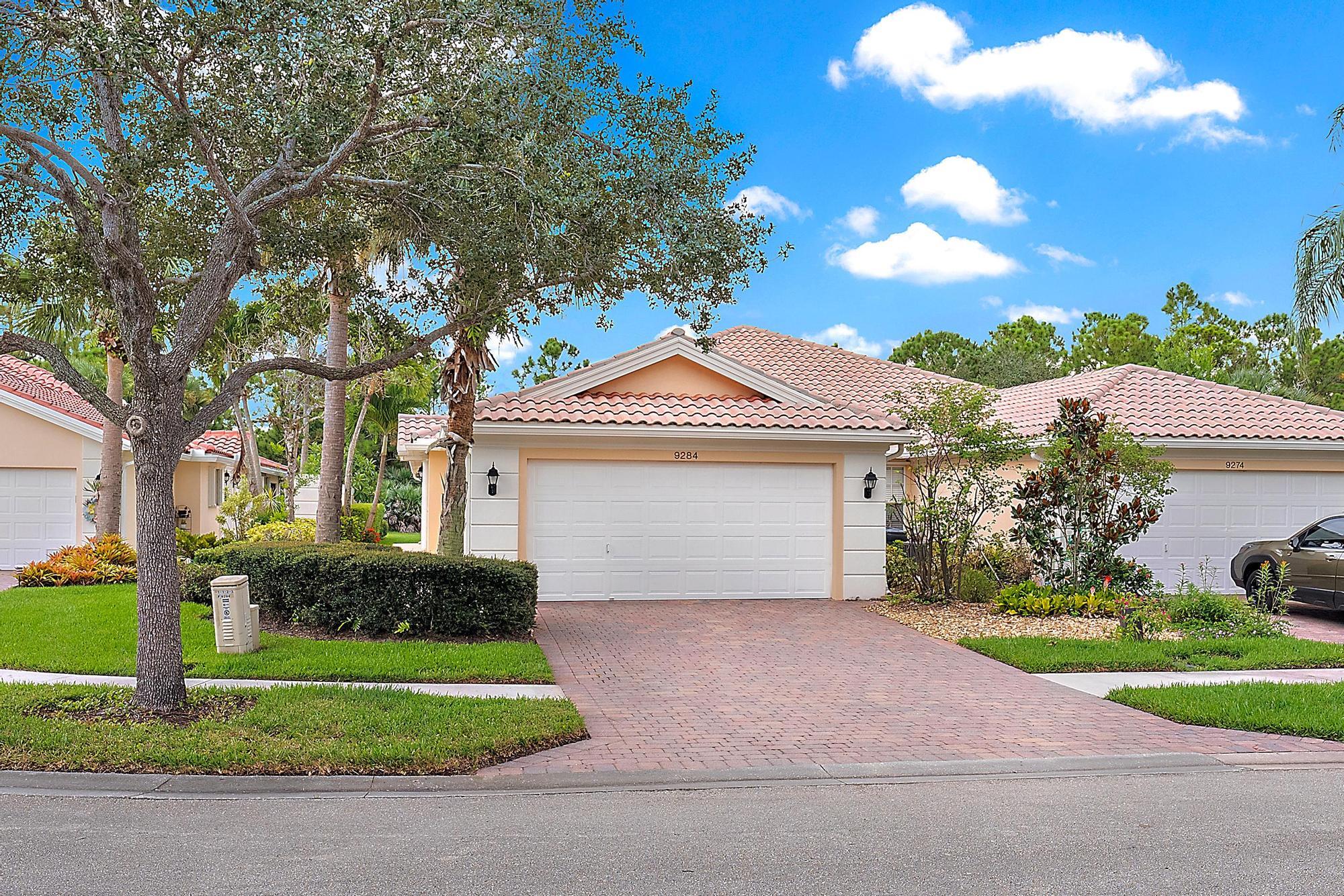 9284 SE Hawks Nest Court