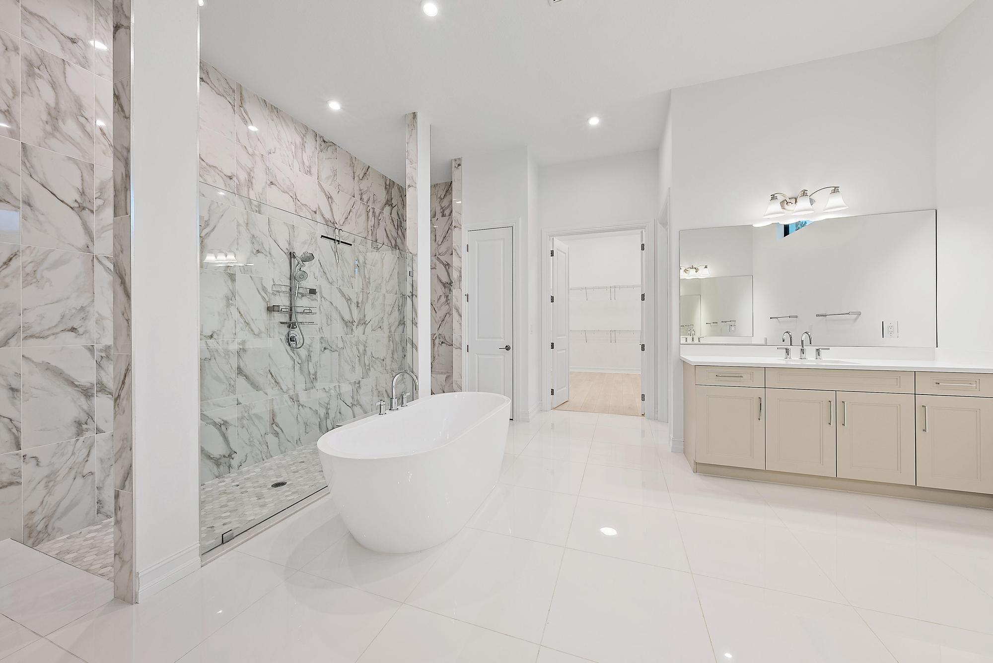 5358 SW Pomegranate Way