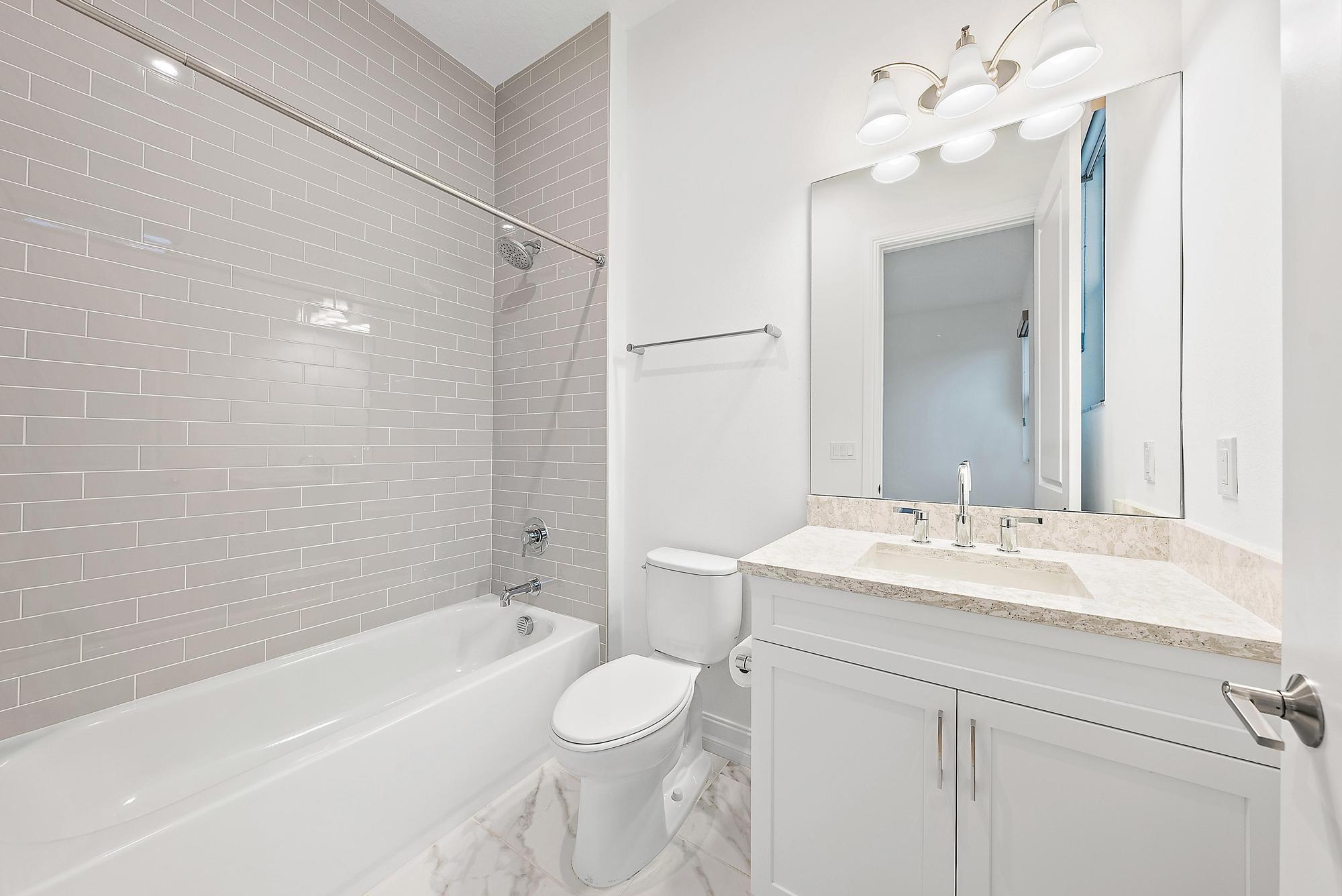 5358 SW Pomegranate Way