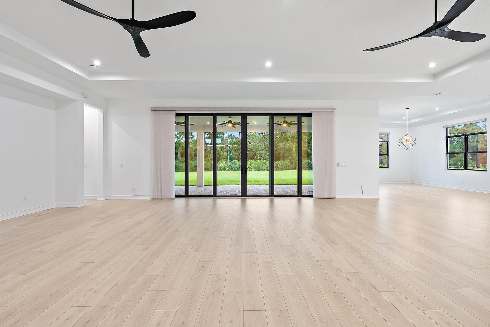 5358 SW Pomegranate Way