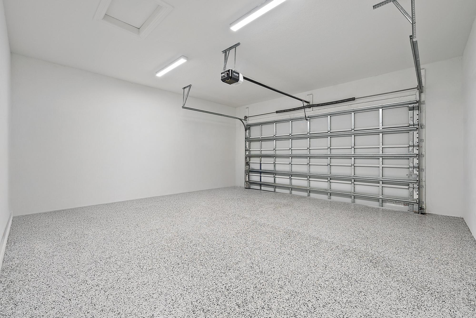 5358 SW Pomegranate Way