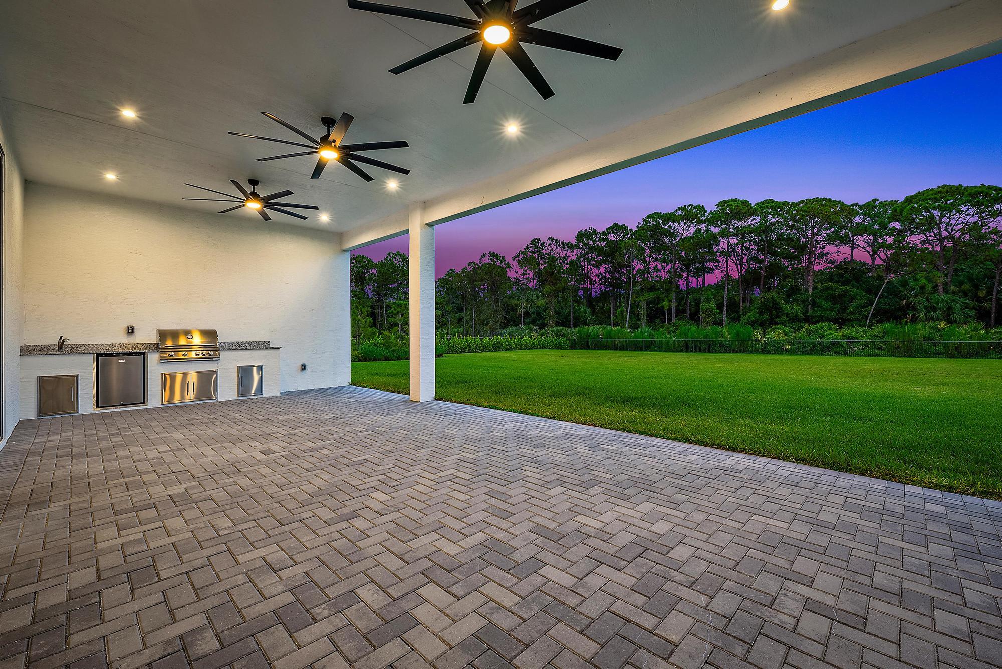 5358 SW Pomegranate Way