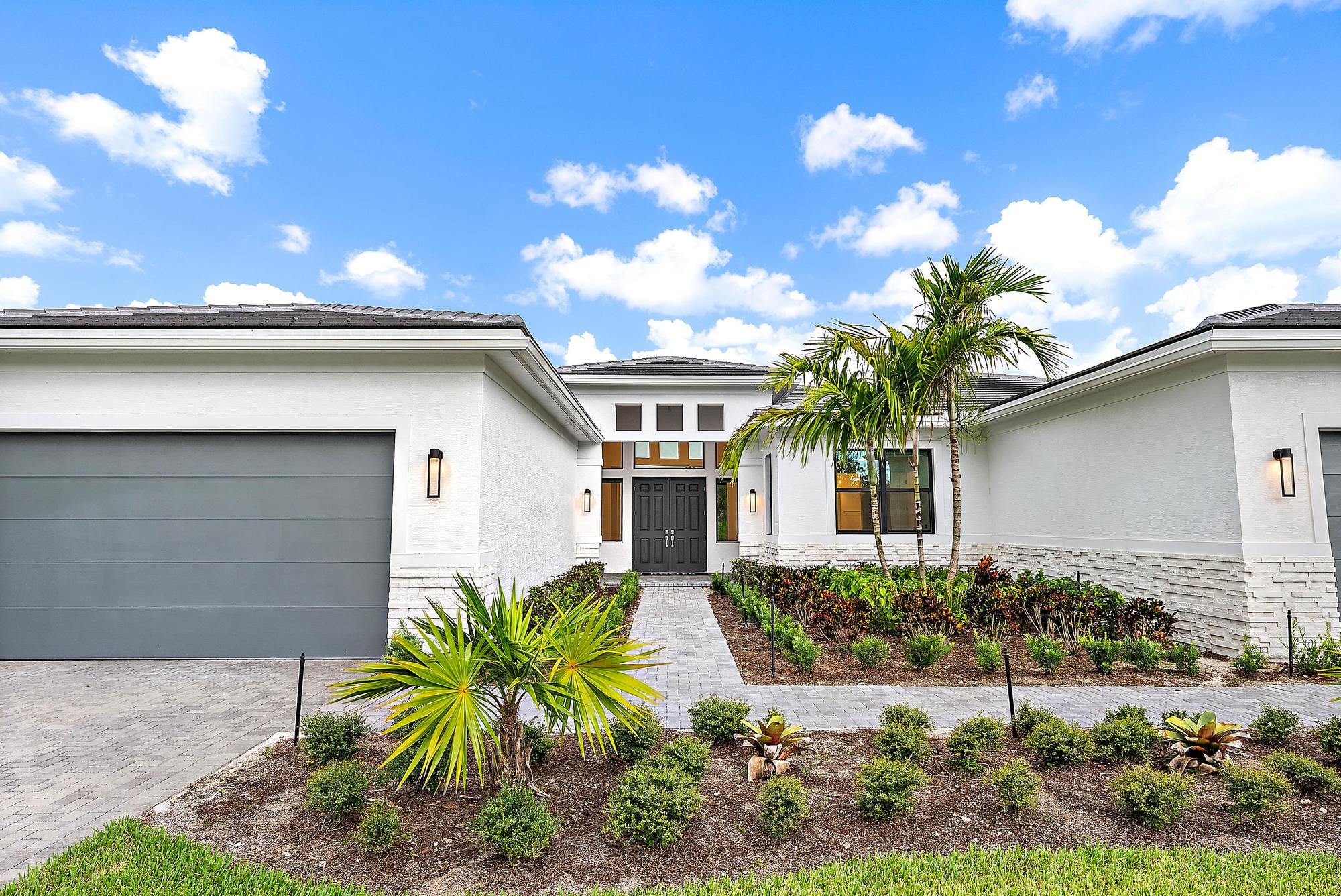 5358 SW Pomegranate Way