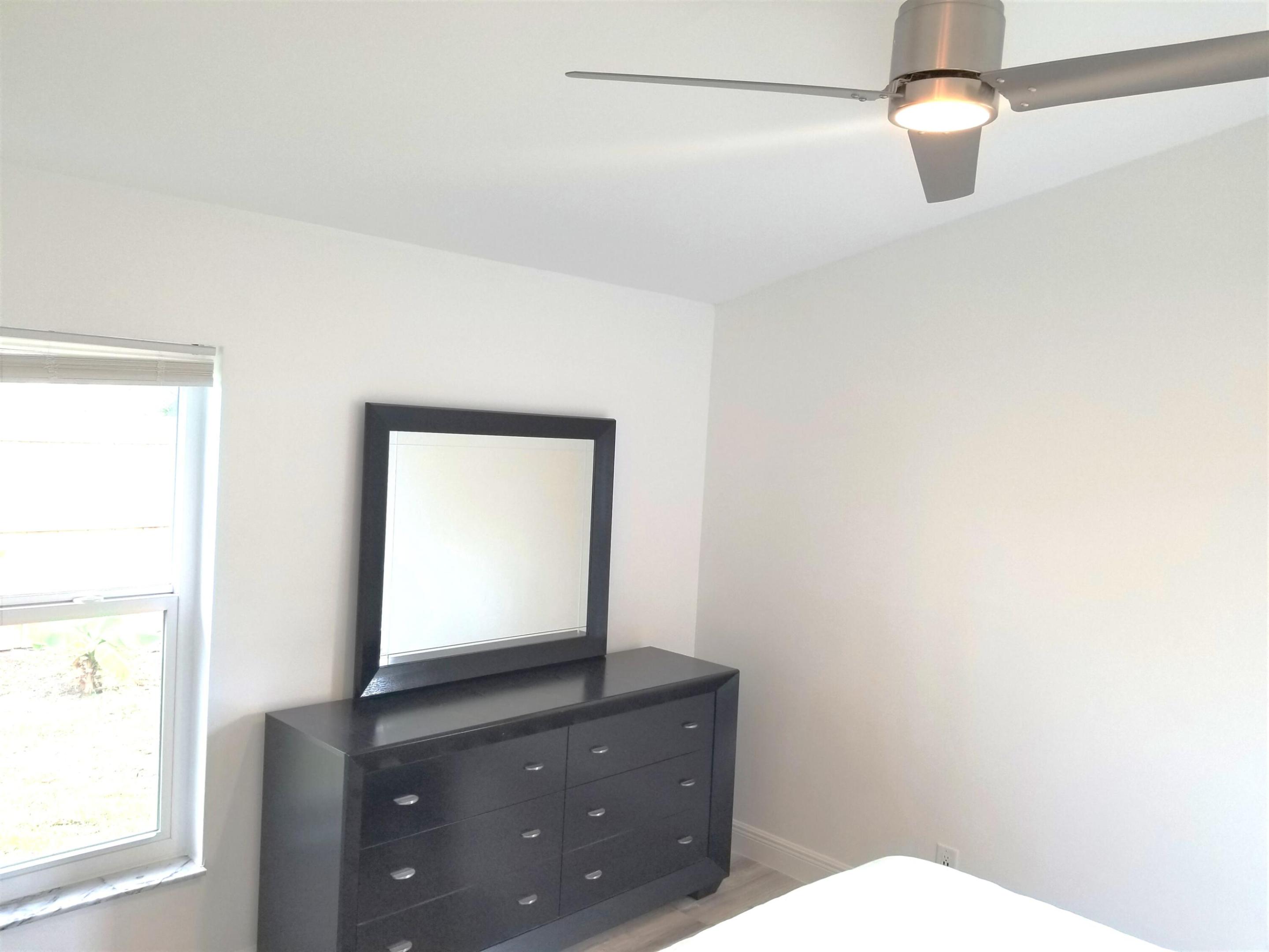 14576 Sunset Pines Drive