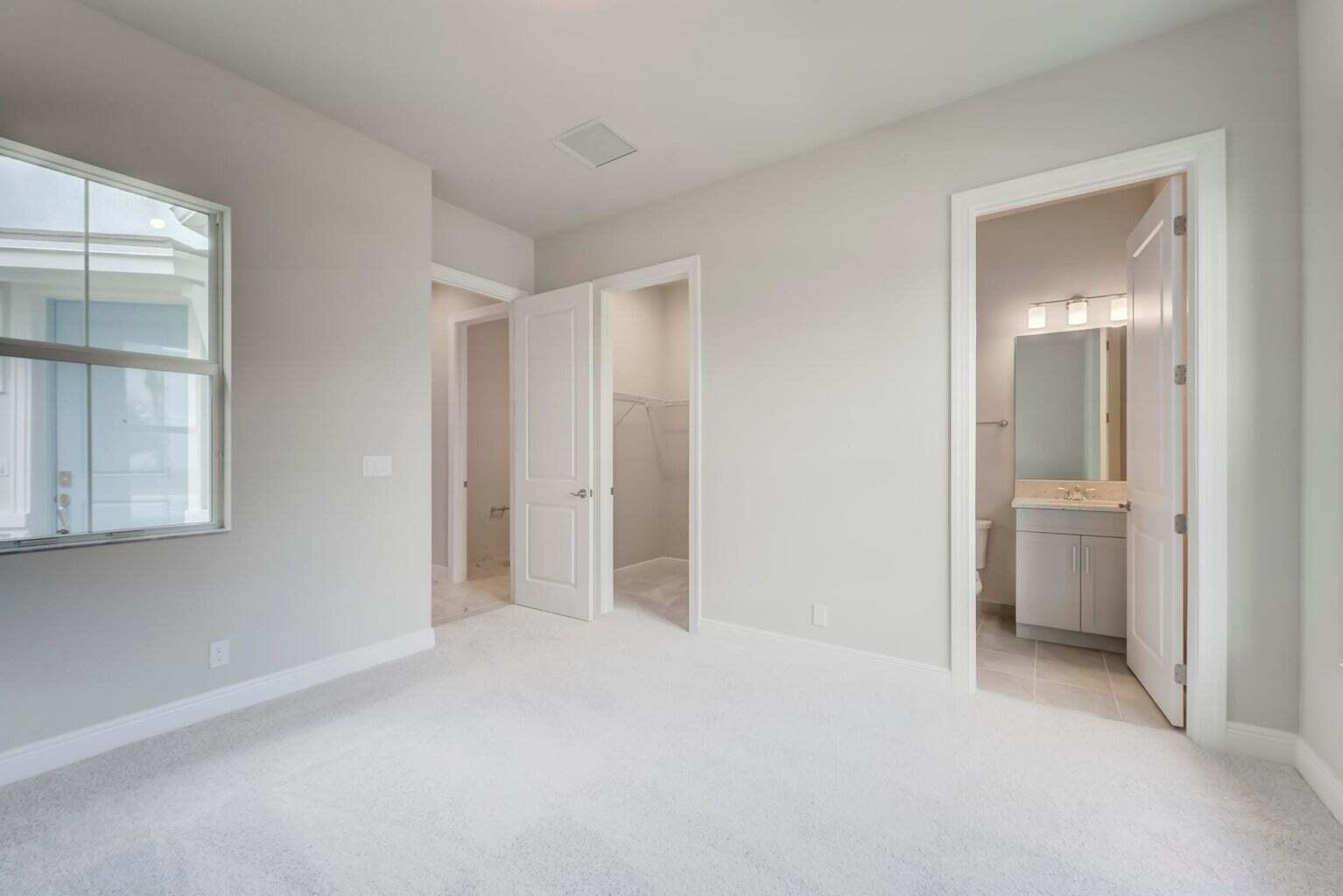 9296 Crestview Circle