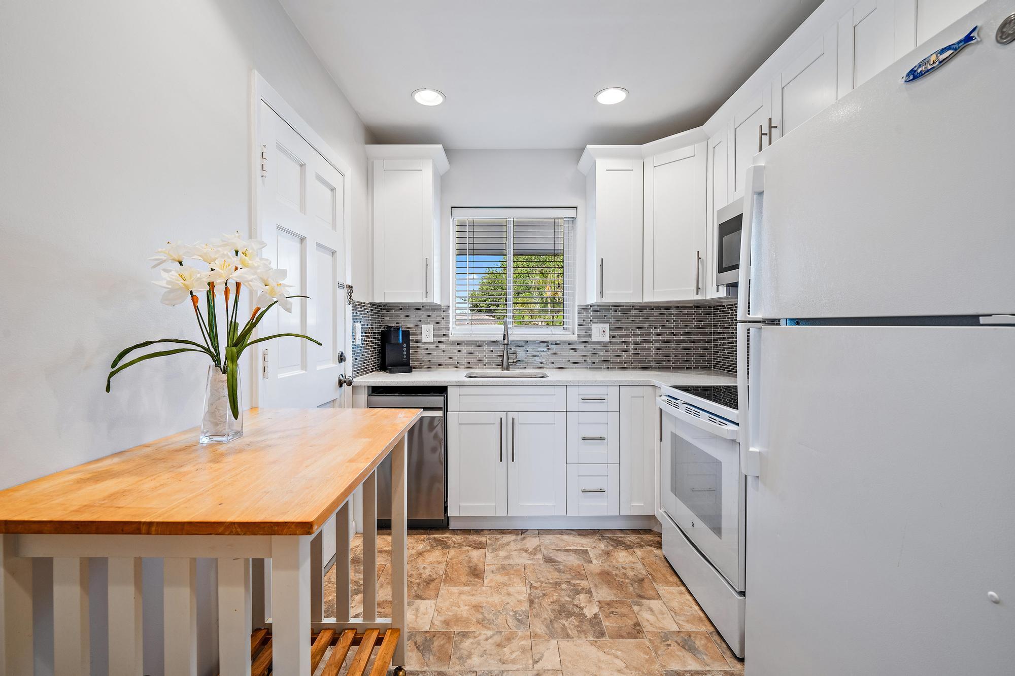 6 Garden Street 205p