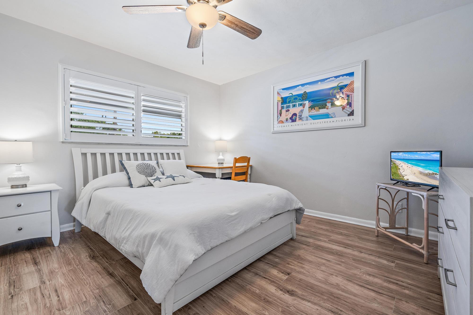 6 Garden Street 205p