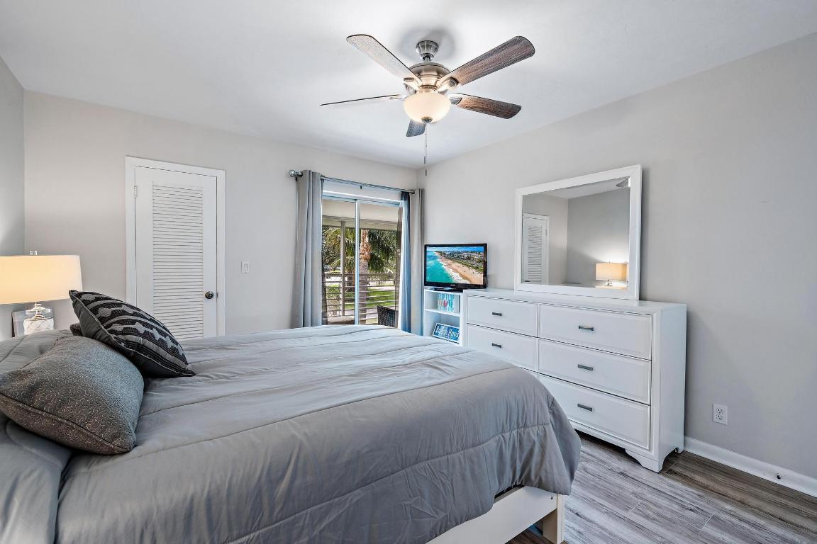 6 Garden Street 205p