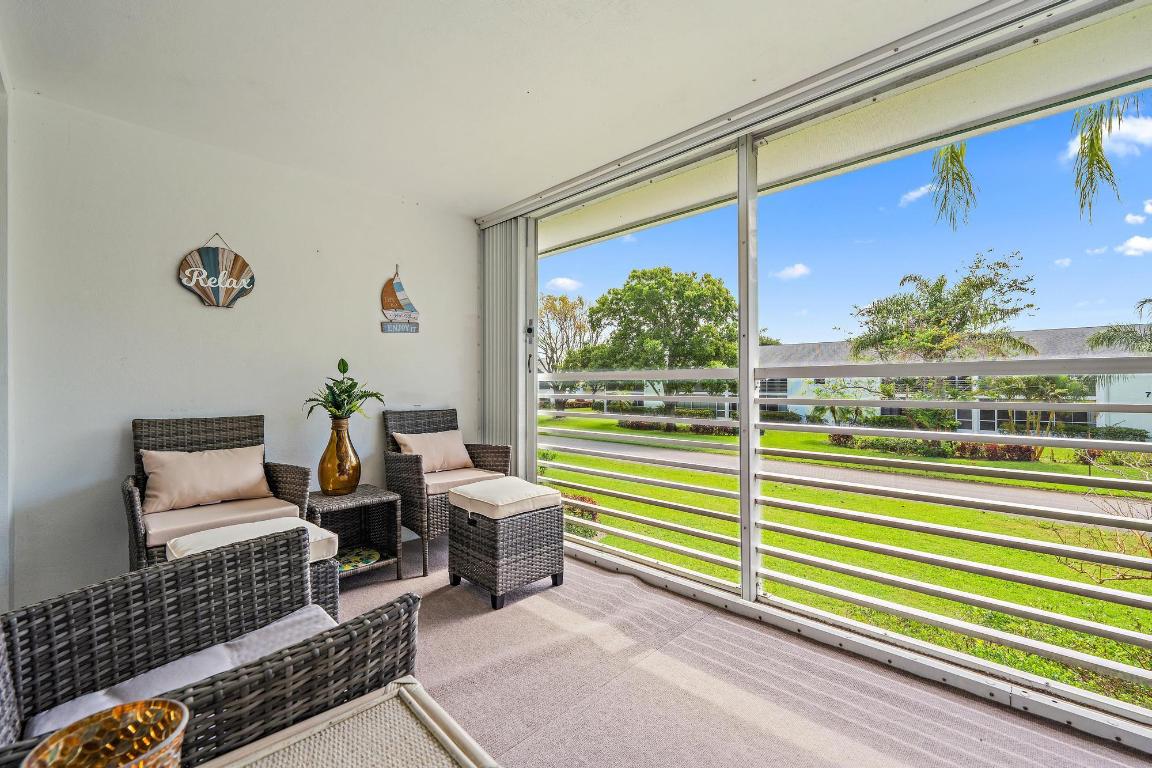 6 Garden Street 205p