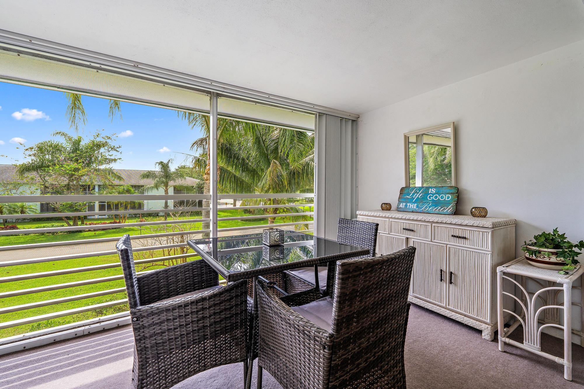 6 Garden Street 205p