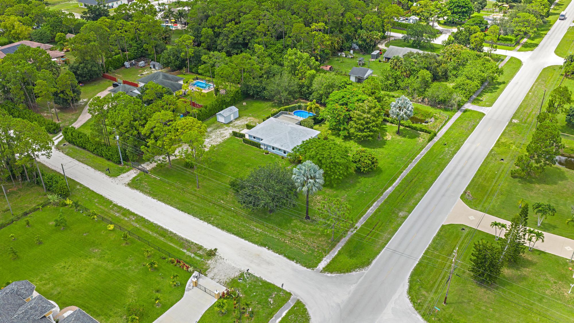 18523 42nd Road N