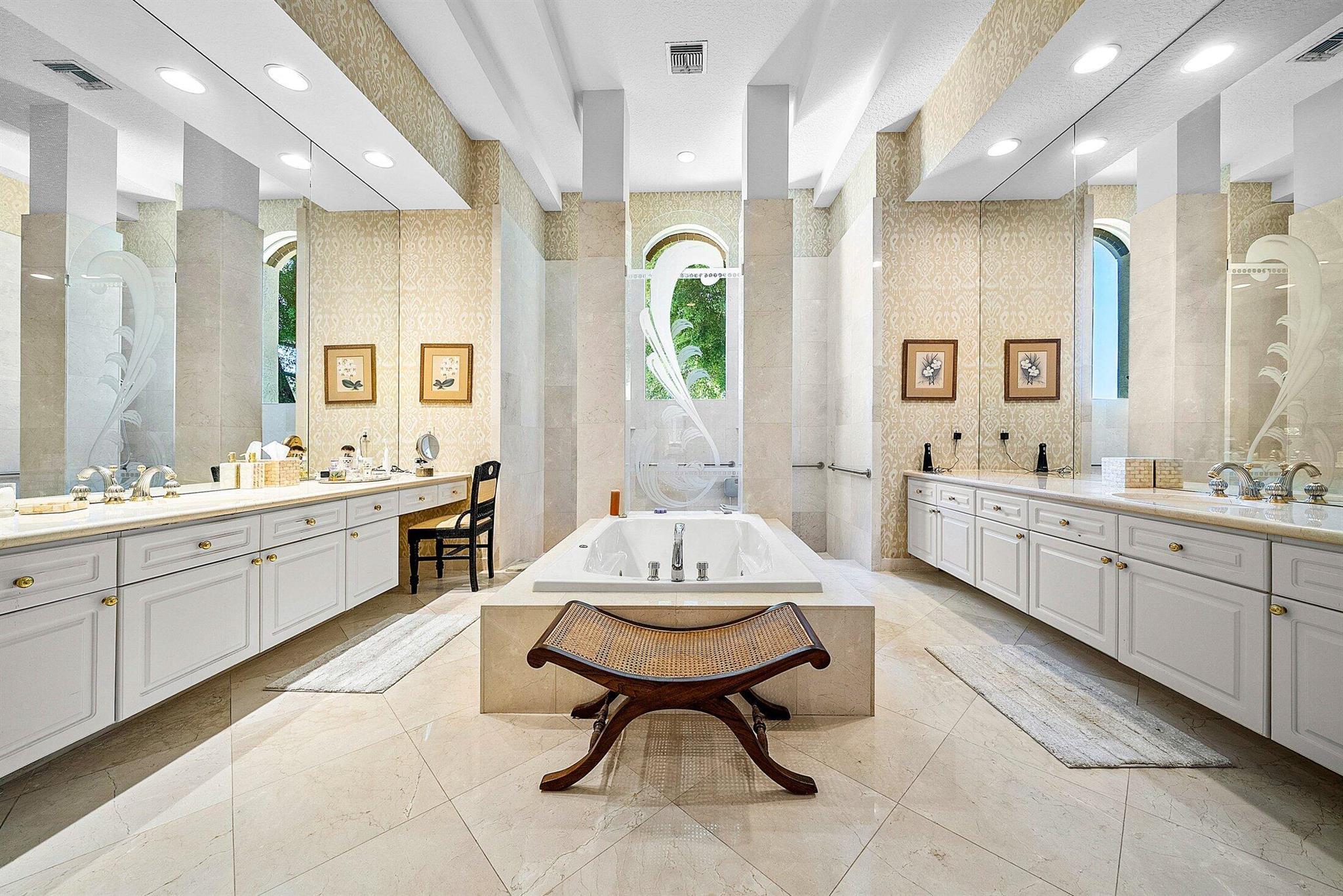 1018 Grand Isle Terrace