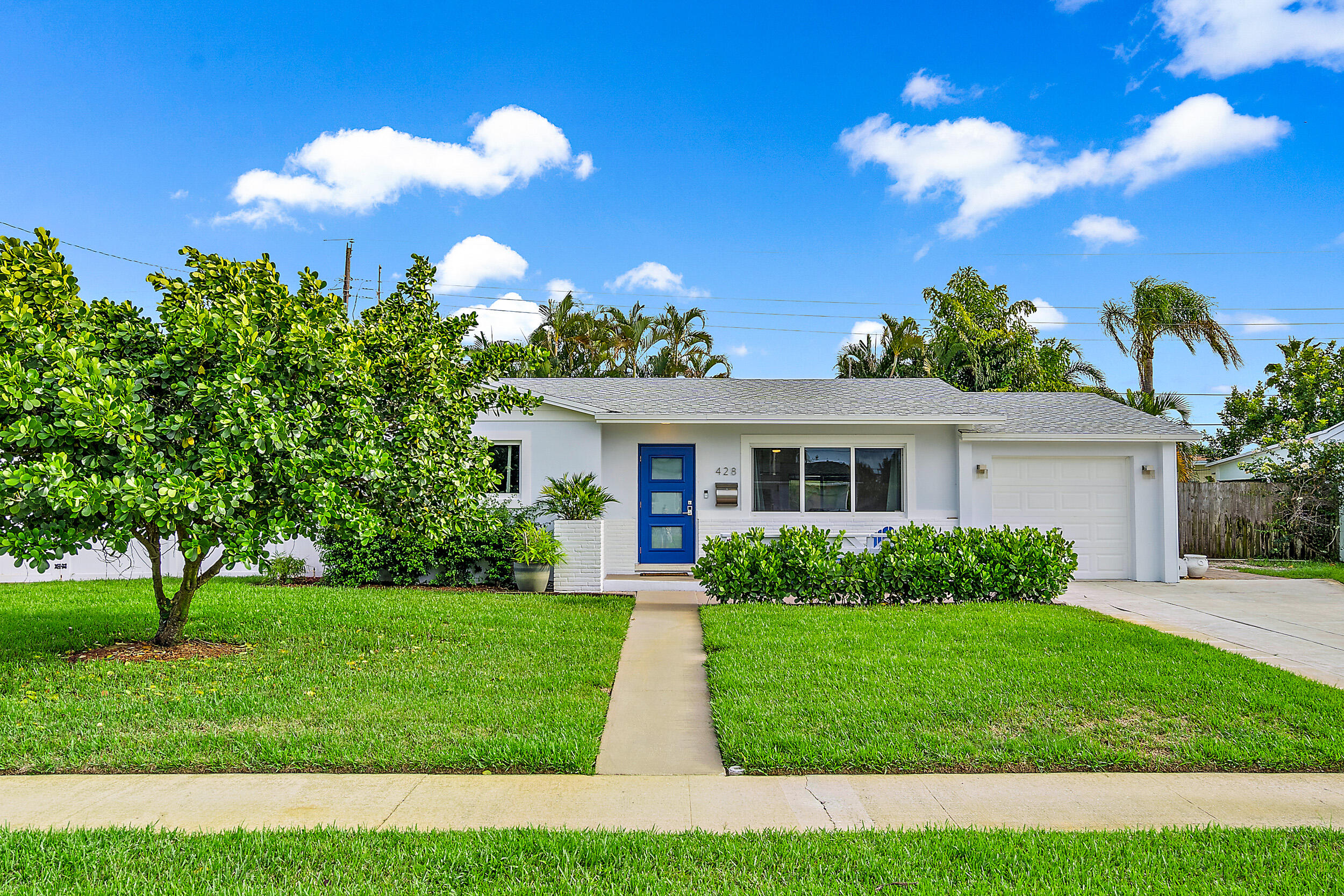 428 Ebbtide Drive