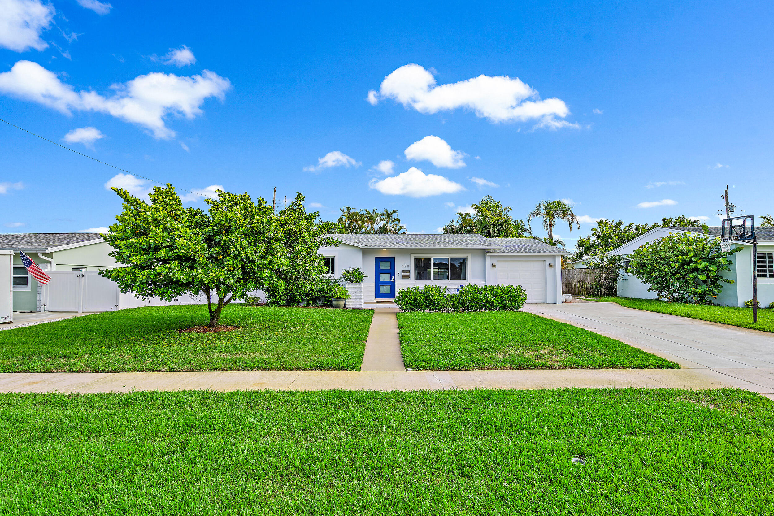 428 Ebbtide Drive