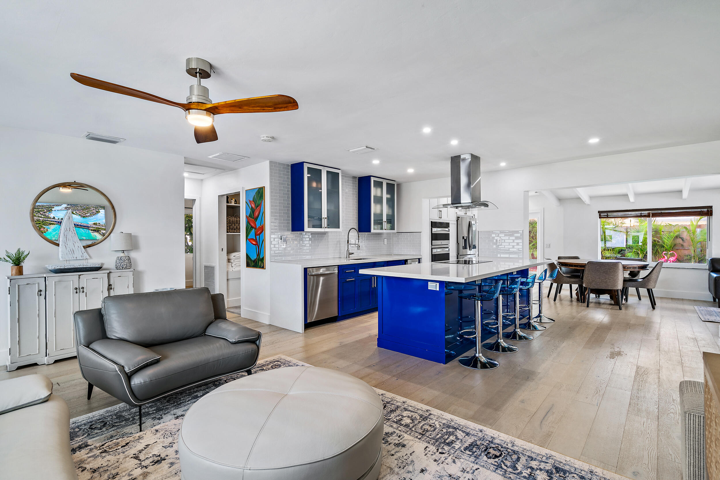 428 Ebbtide Drive