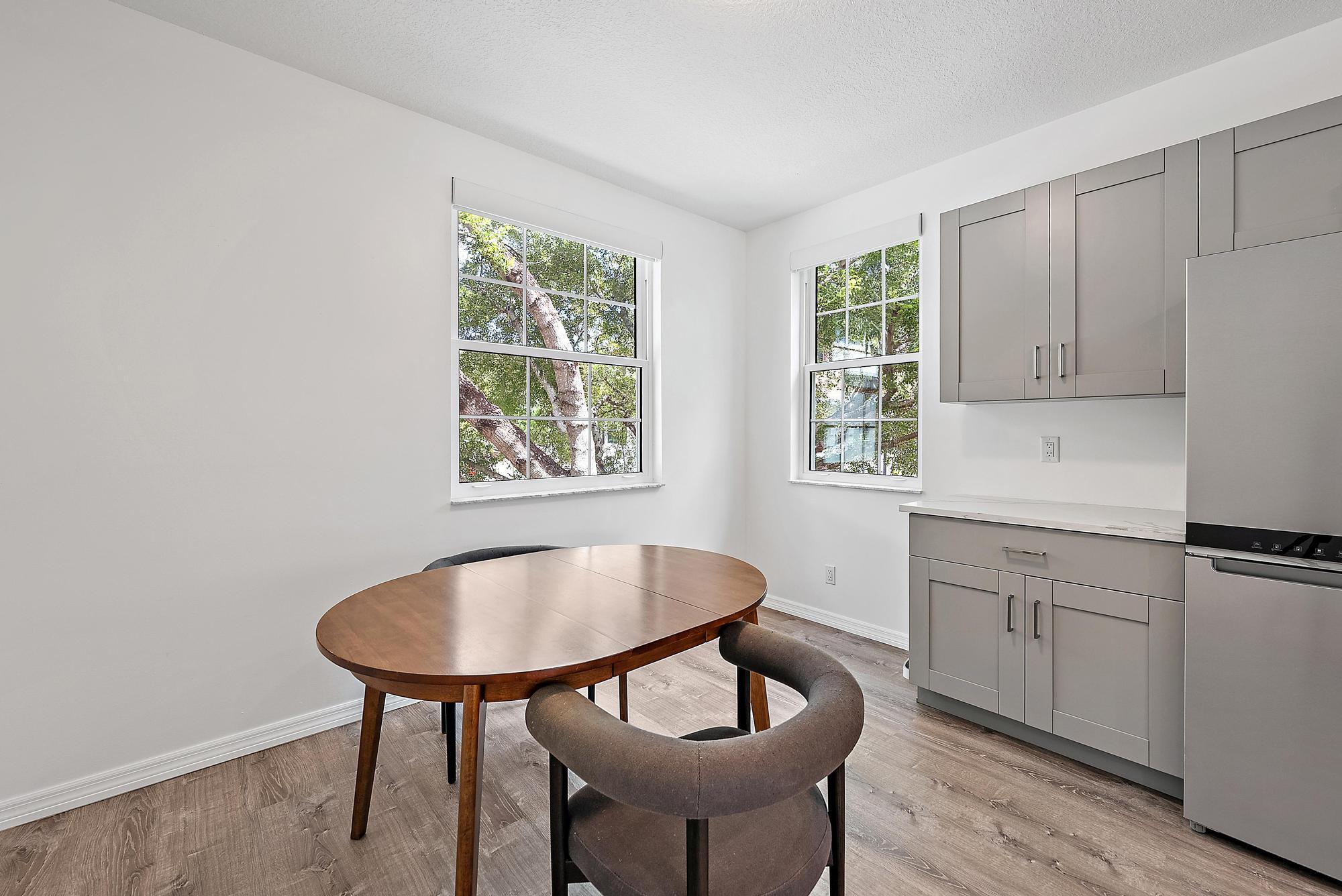 1522 Limetree Bay Avenue