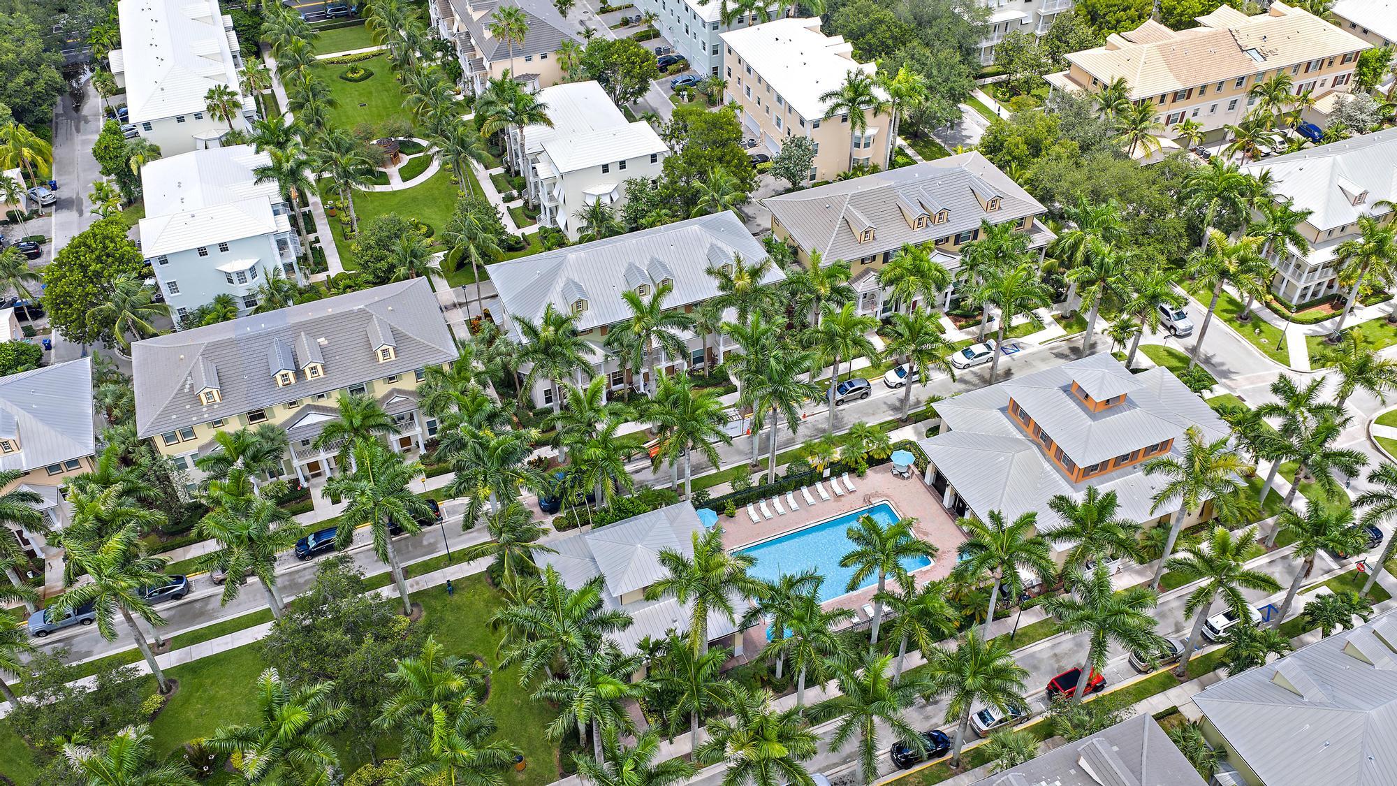 1522 Limetree Bay Avenue