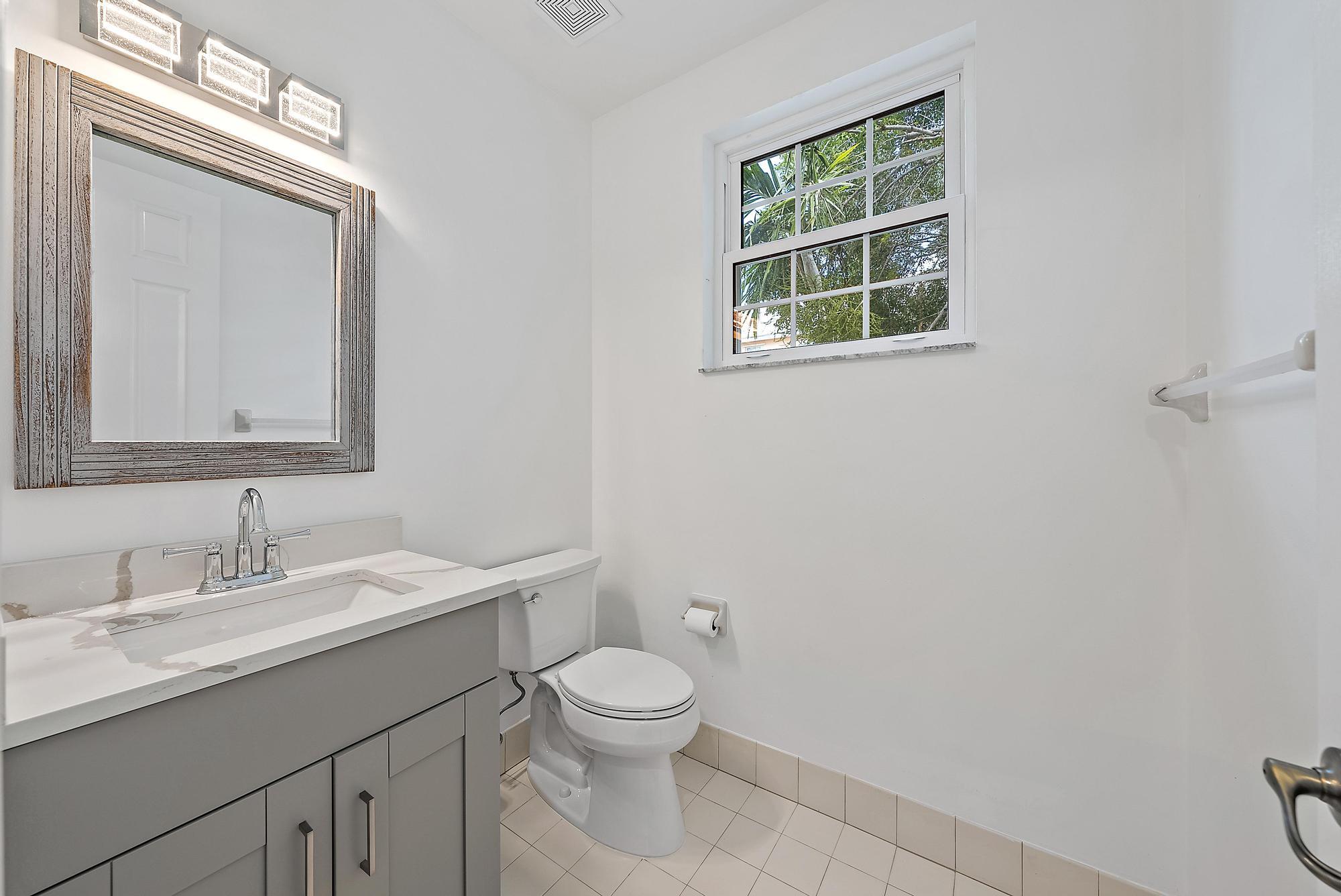 1522 Limetree Bay Avenue