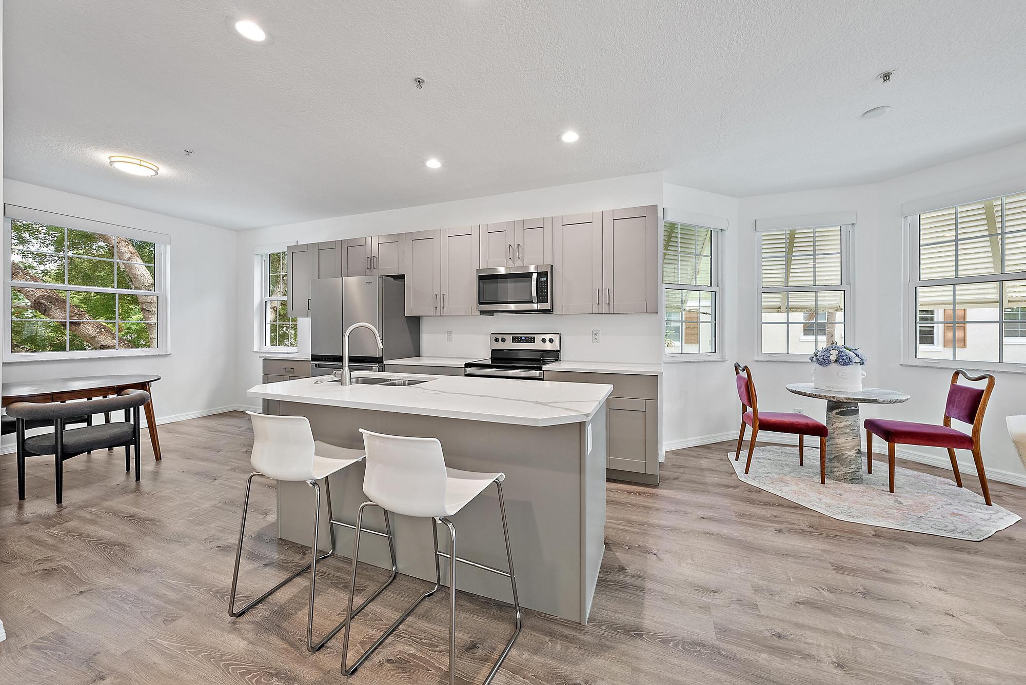 1522 Limetree Bay Avenue