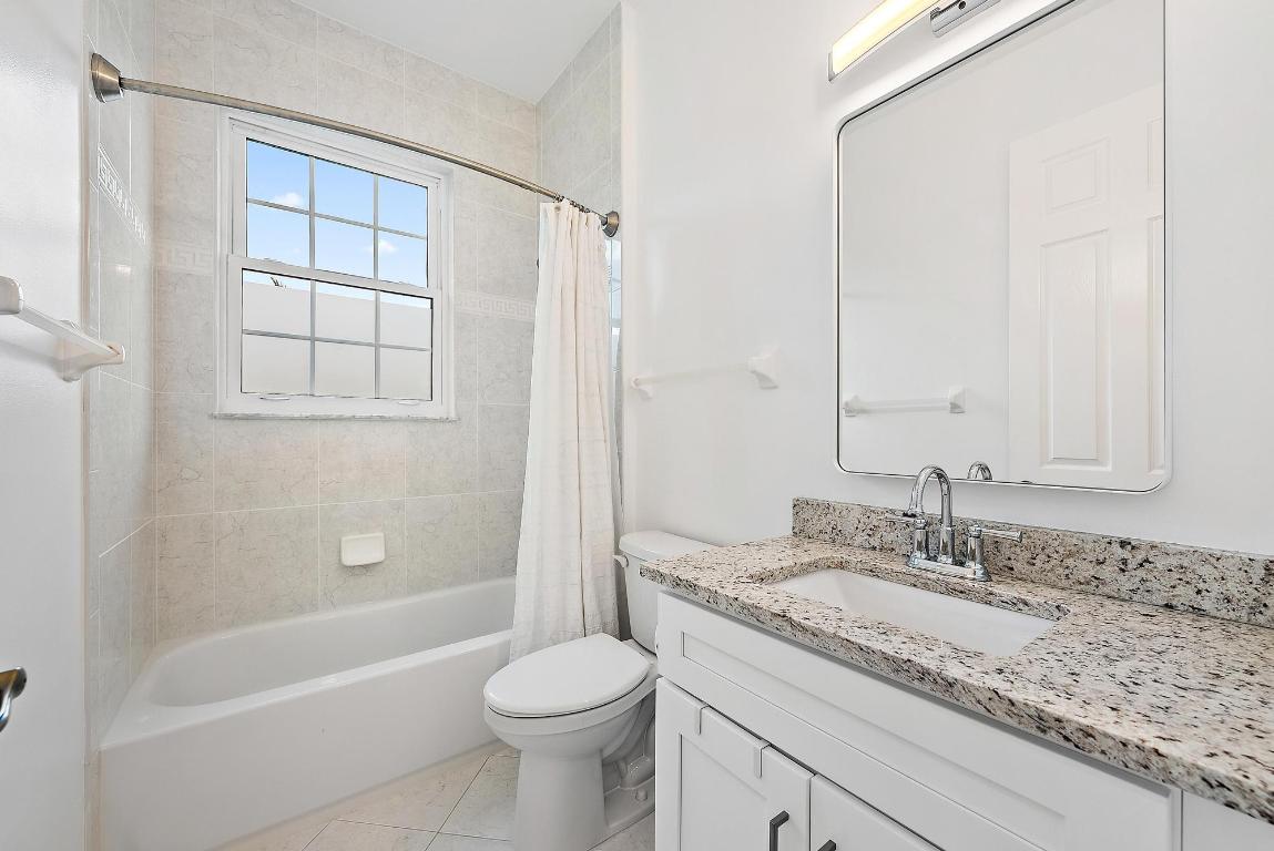 1522 Limetree Bay Avenue