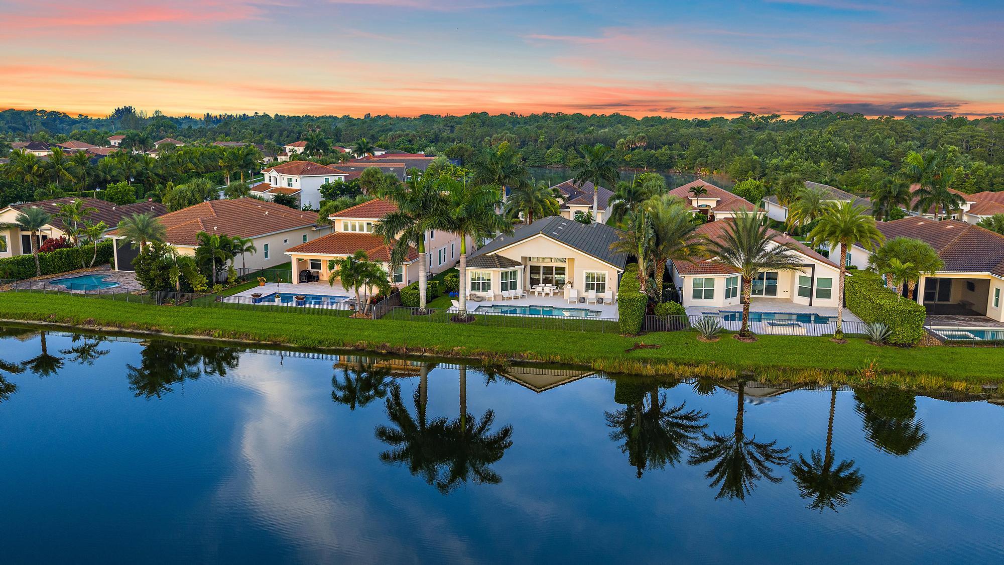 517 Carrara Court