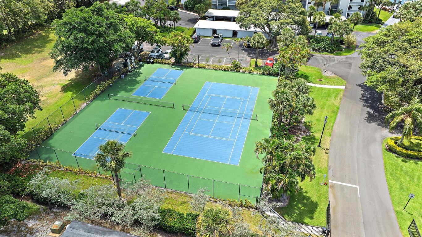 1748 Jupiter Cove Drive 519a