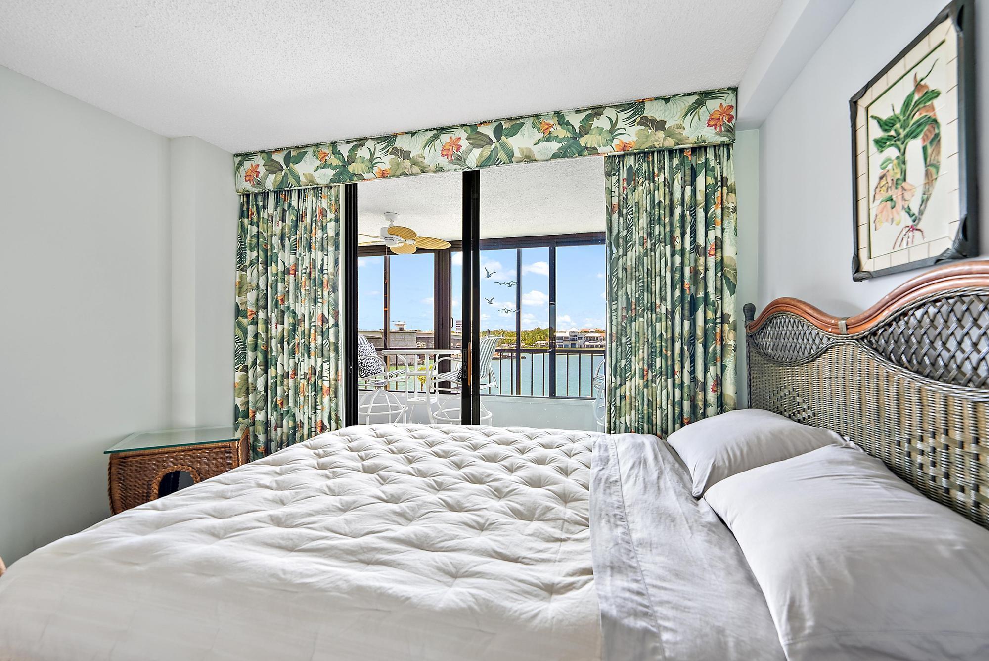 1748 Jupiter Cove Drive 519a