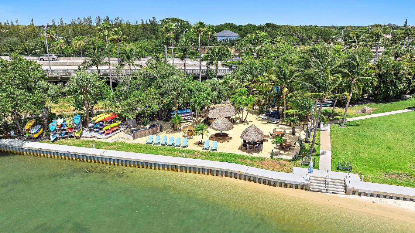 1748 Jupiter Cove Drive 519a