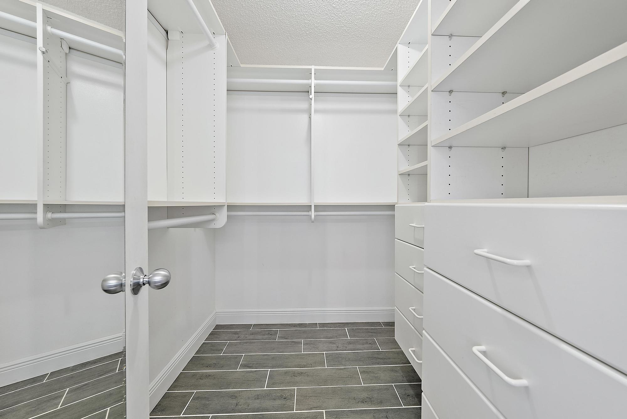 1748 Jupiter Cove Drive 519a