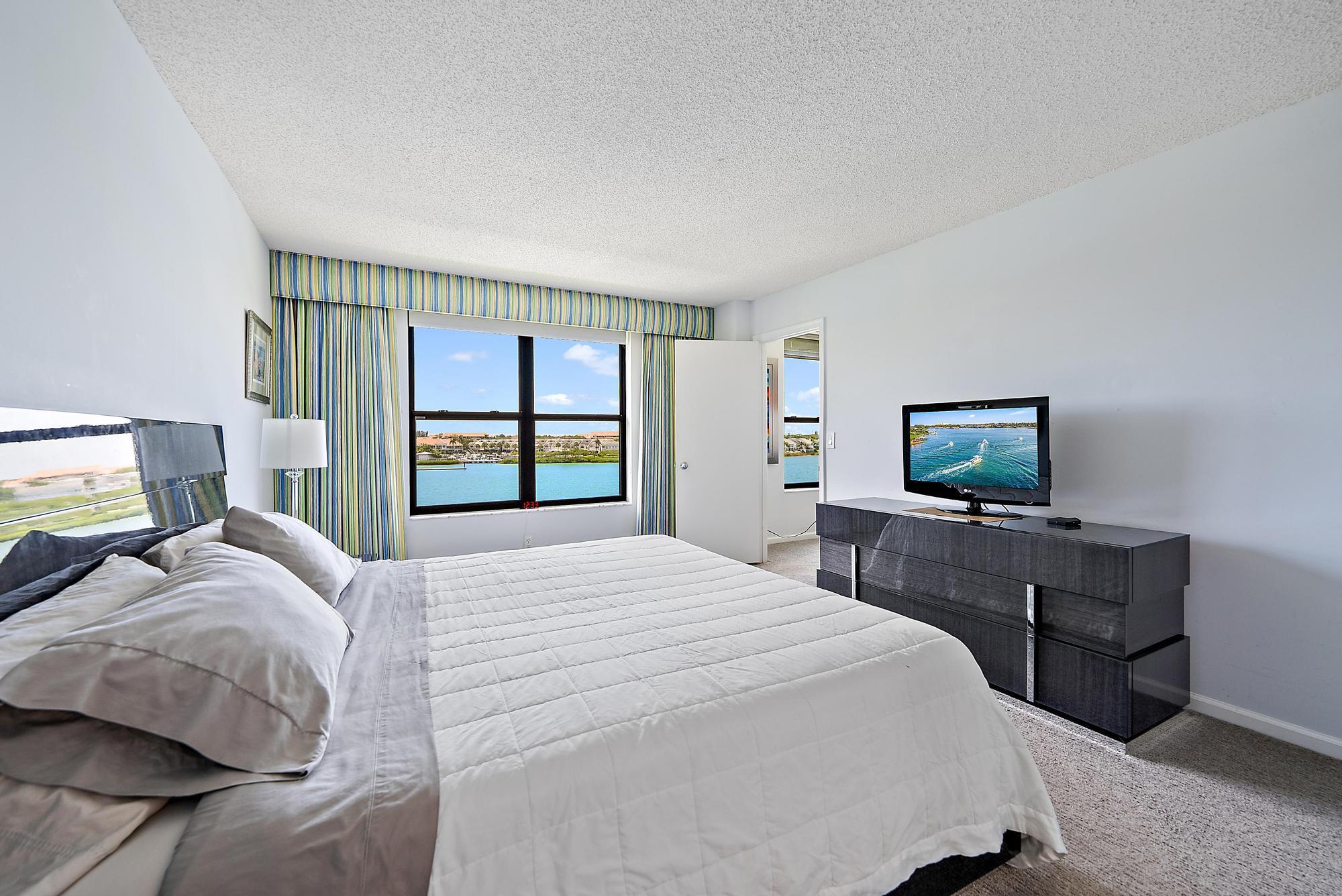 1748 Jupiter Cove Drive 519a