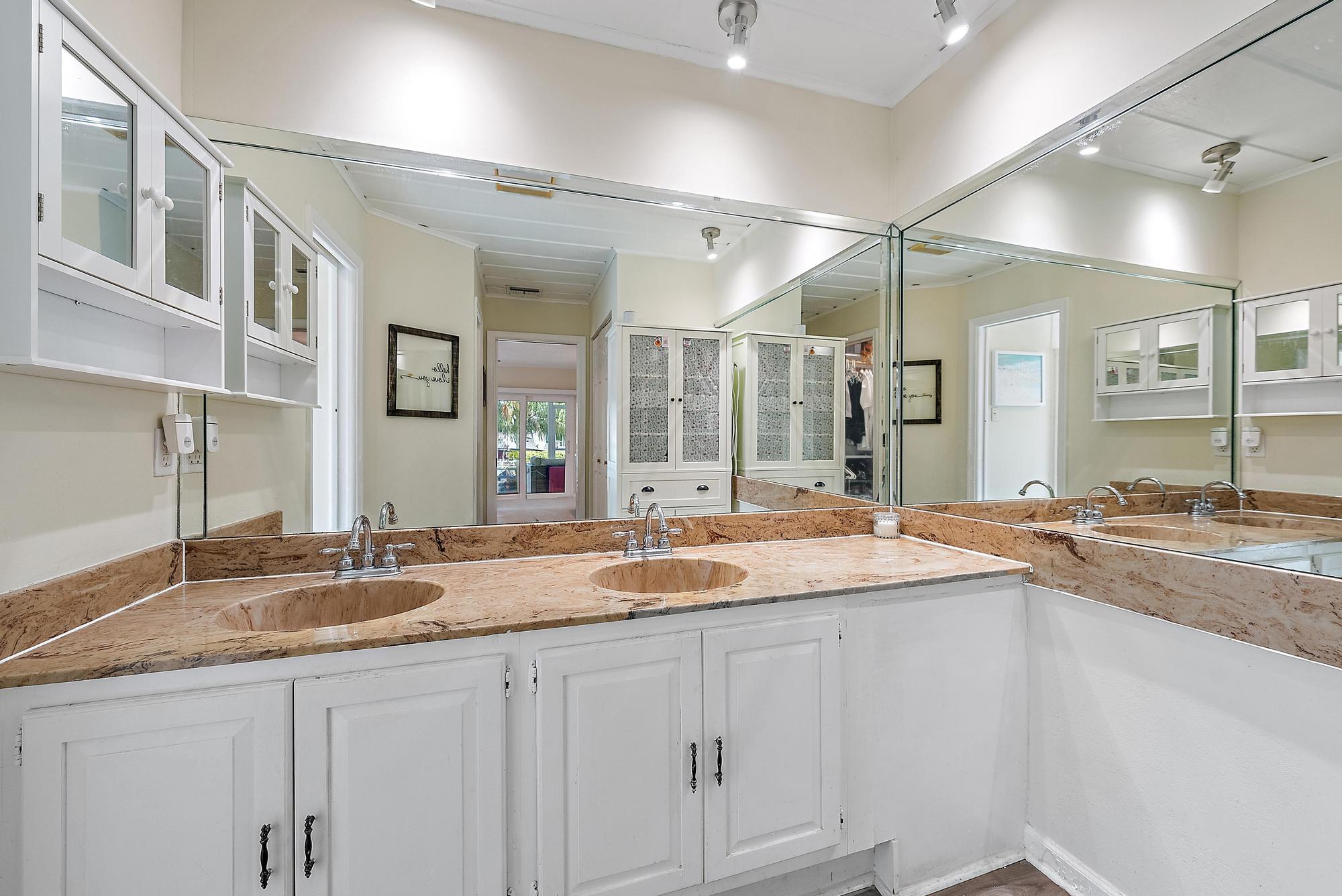 19 Leeward Circle