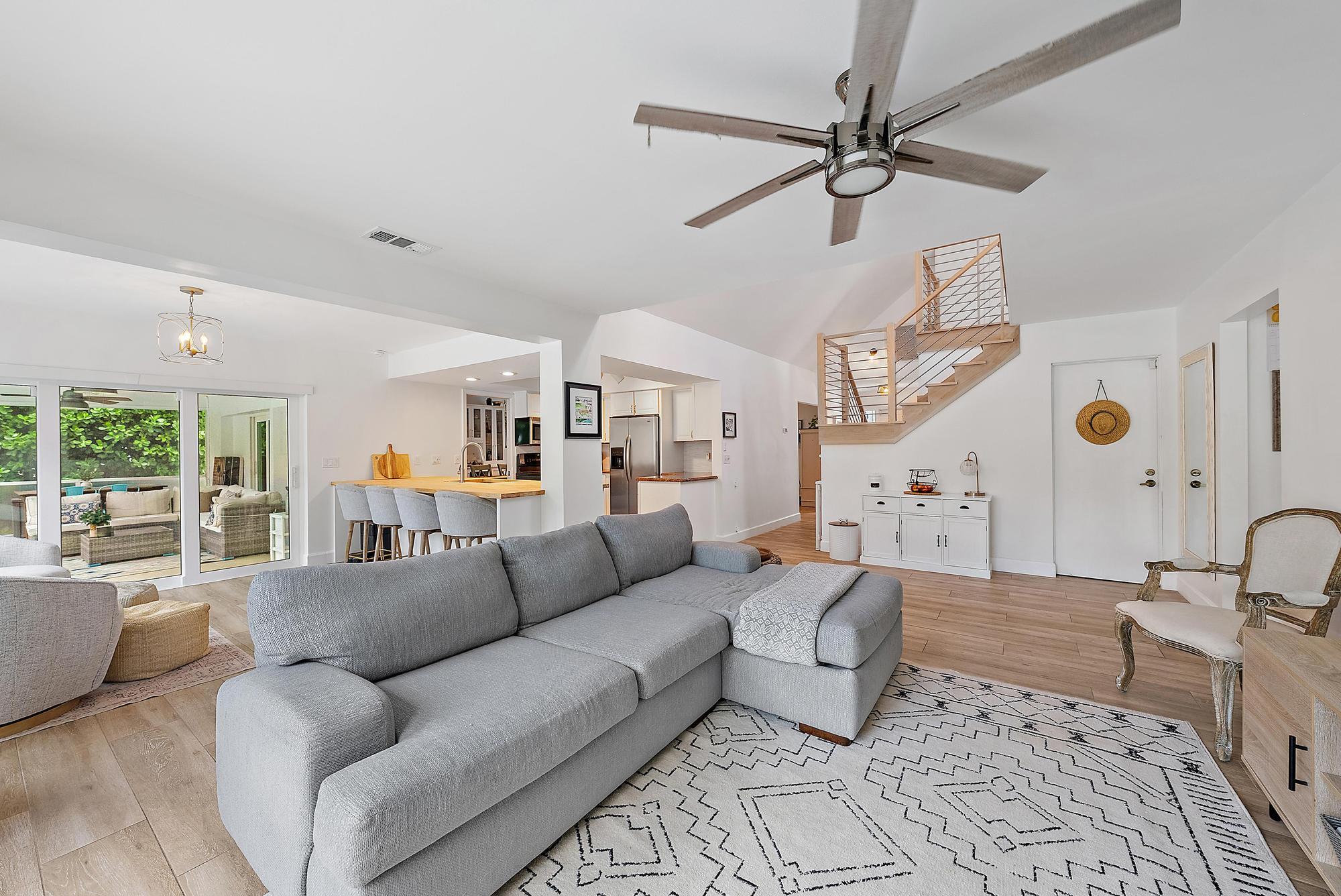 19 Leeward Circle