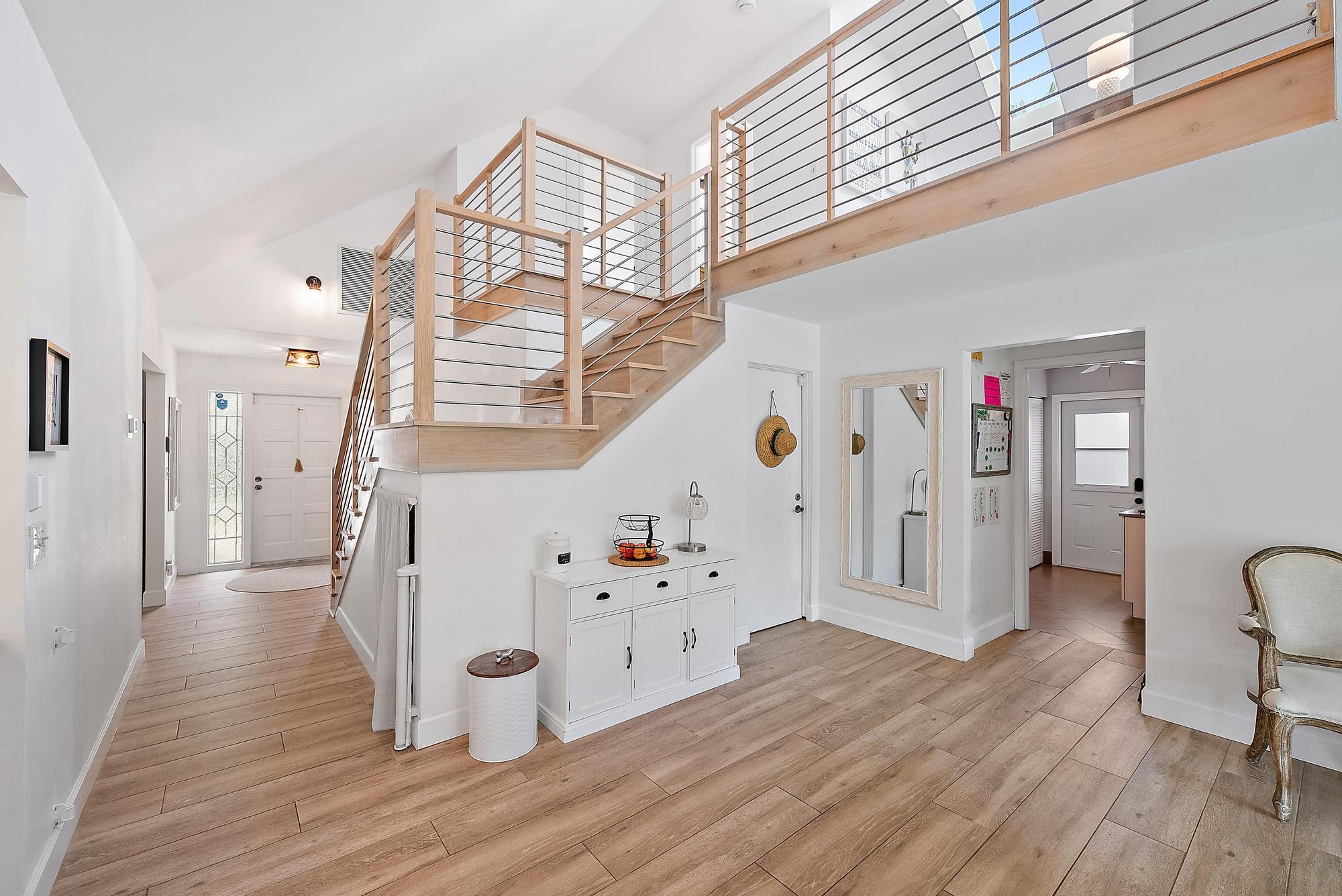 19 Leeward Circle