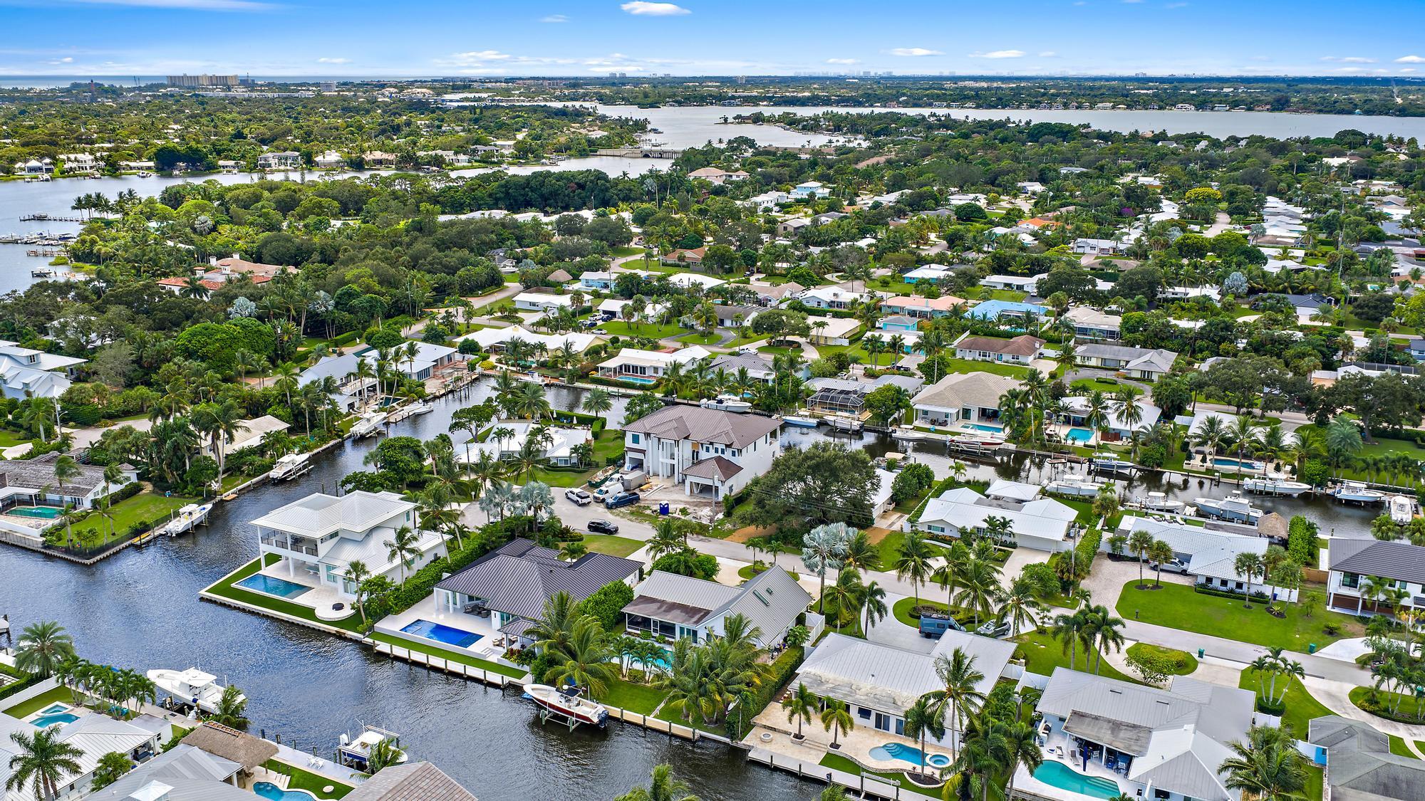 19 Leeward Circle