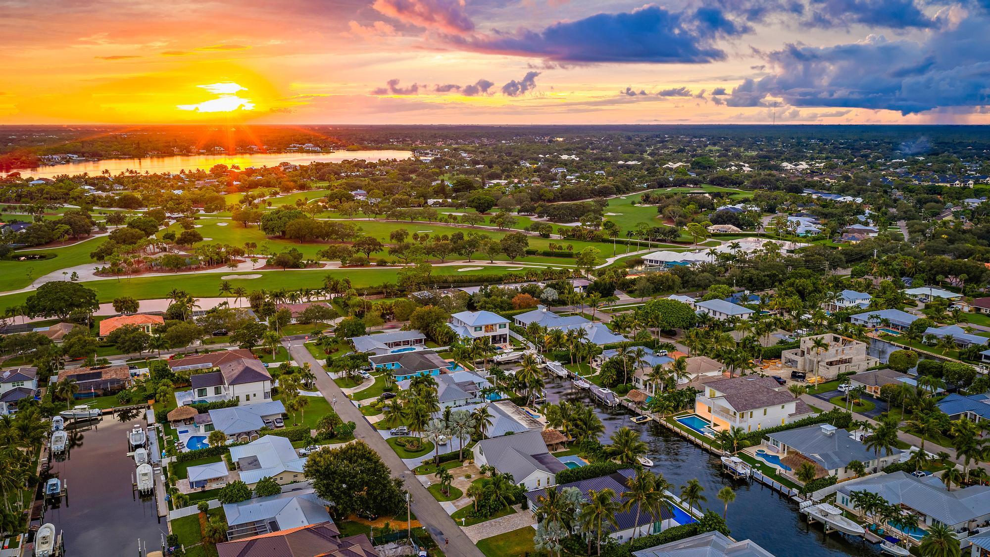 19 Leeward Circle