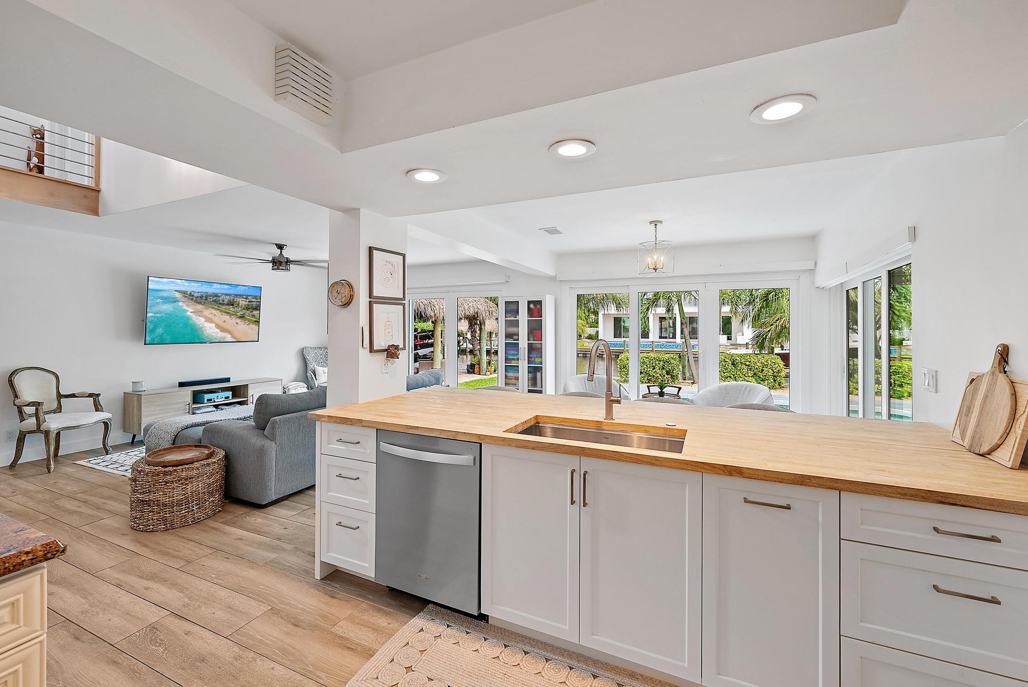19 Leeward Circle