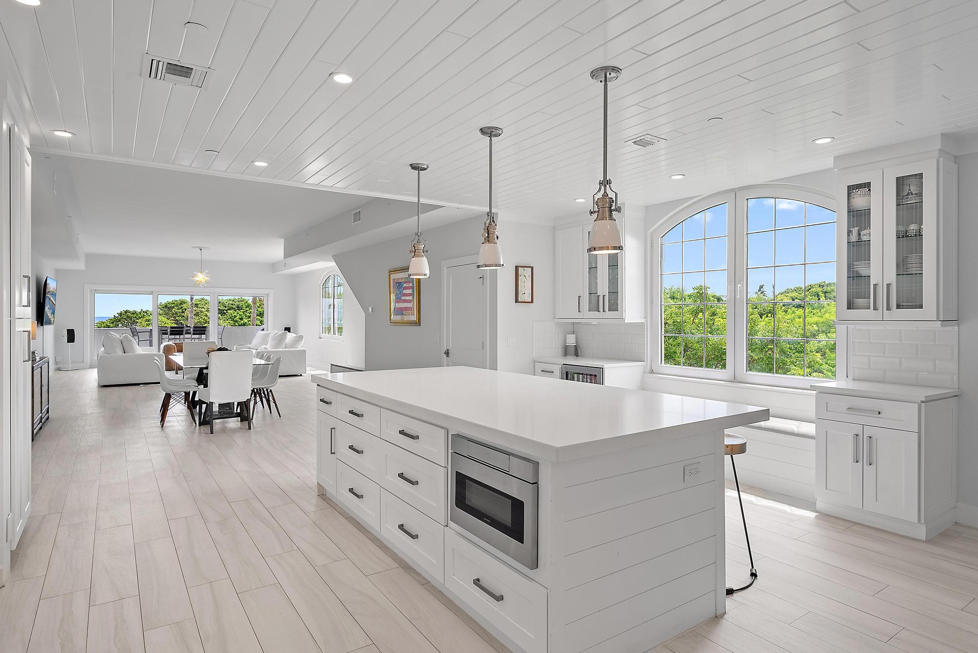 2050 S Highway A1a 5