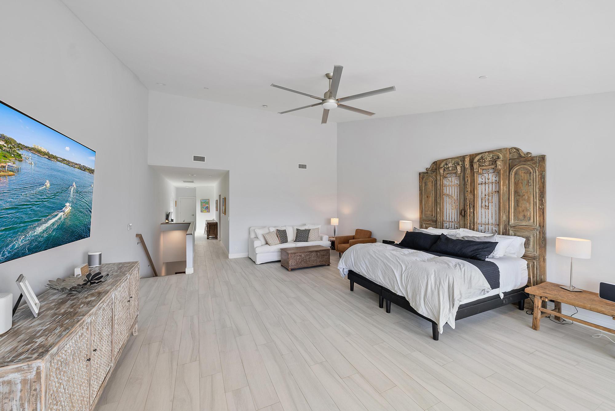 2050 S Highway A1a 5